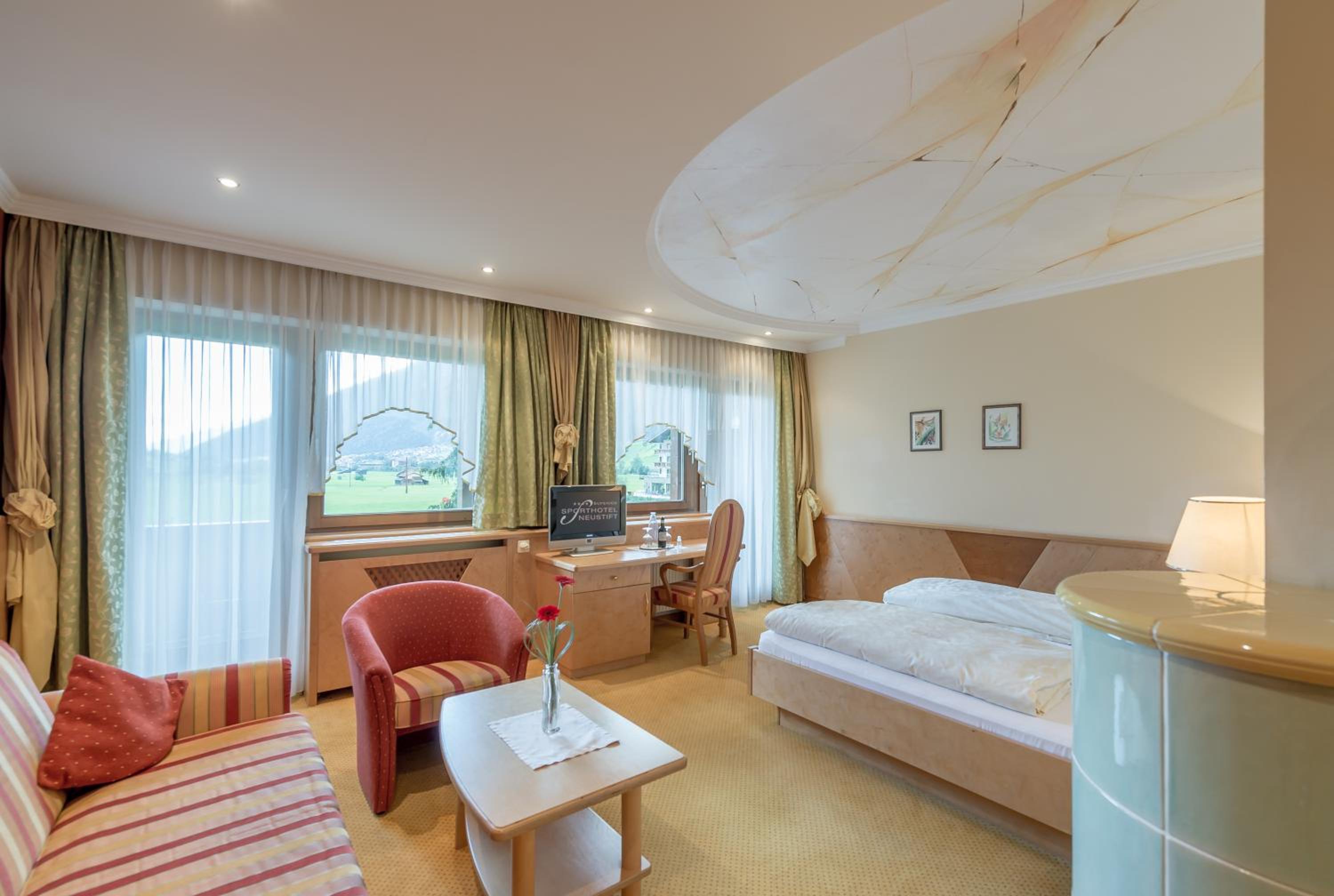 Superior Junior Suite photo 2