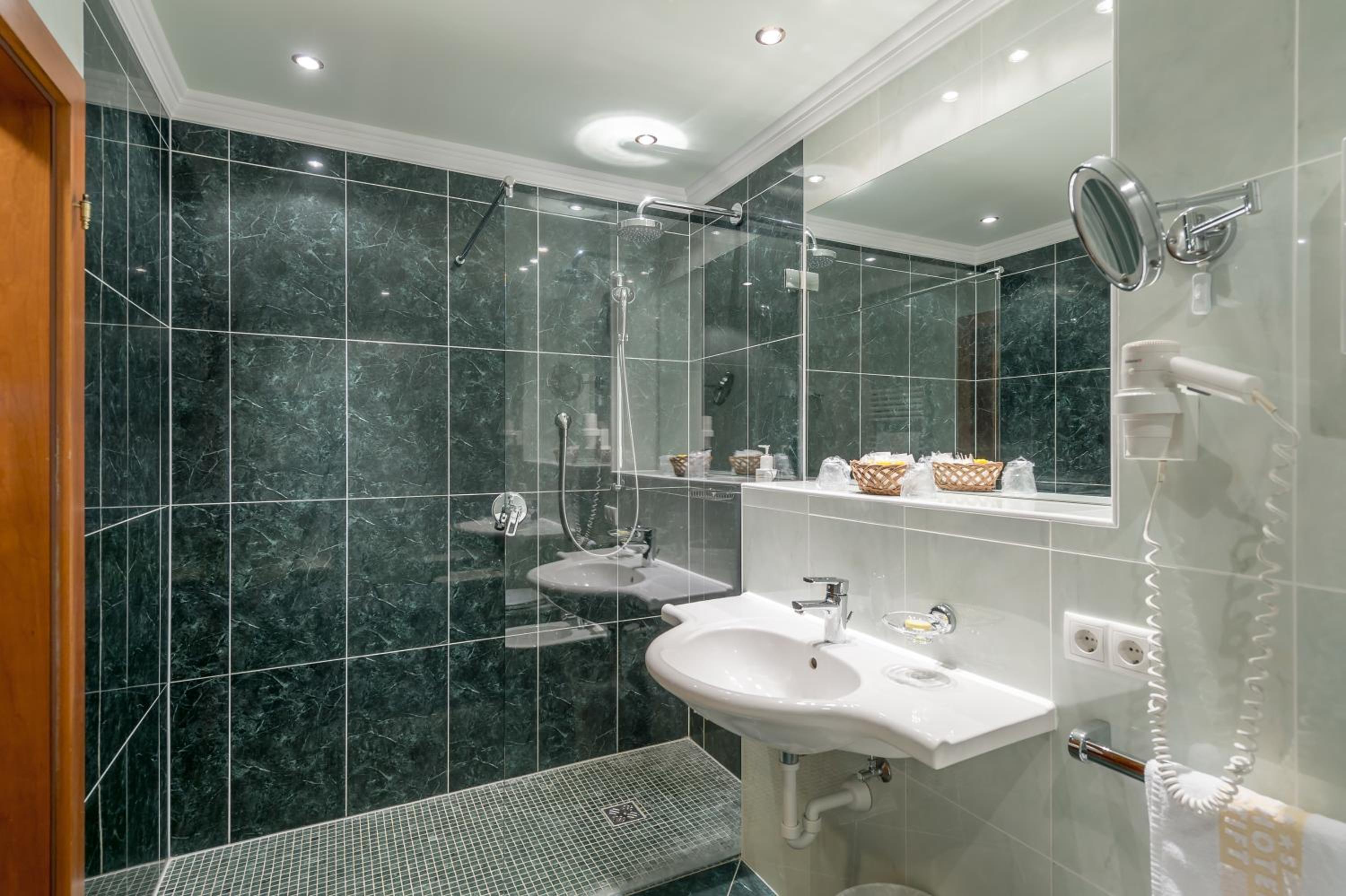 Superior Double Room - Photo 4