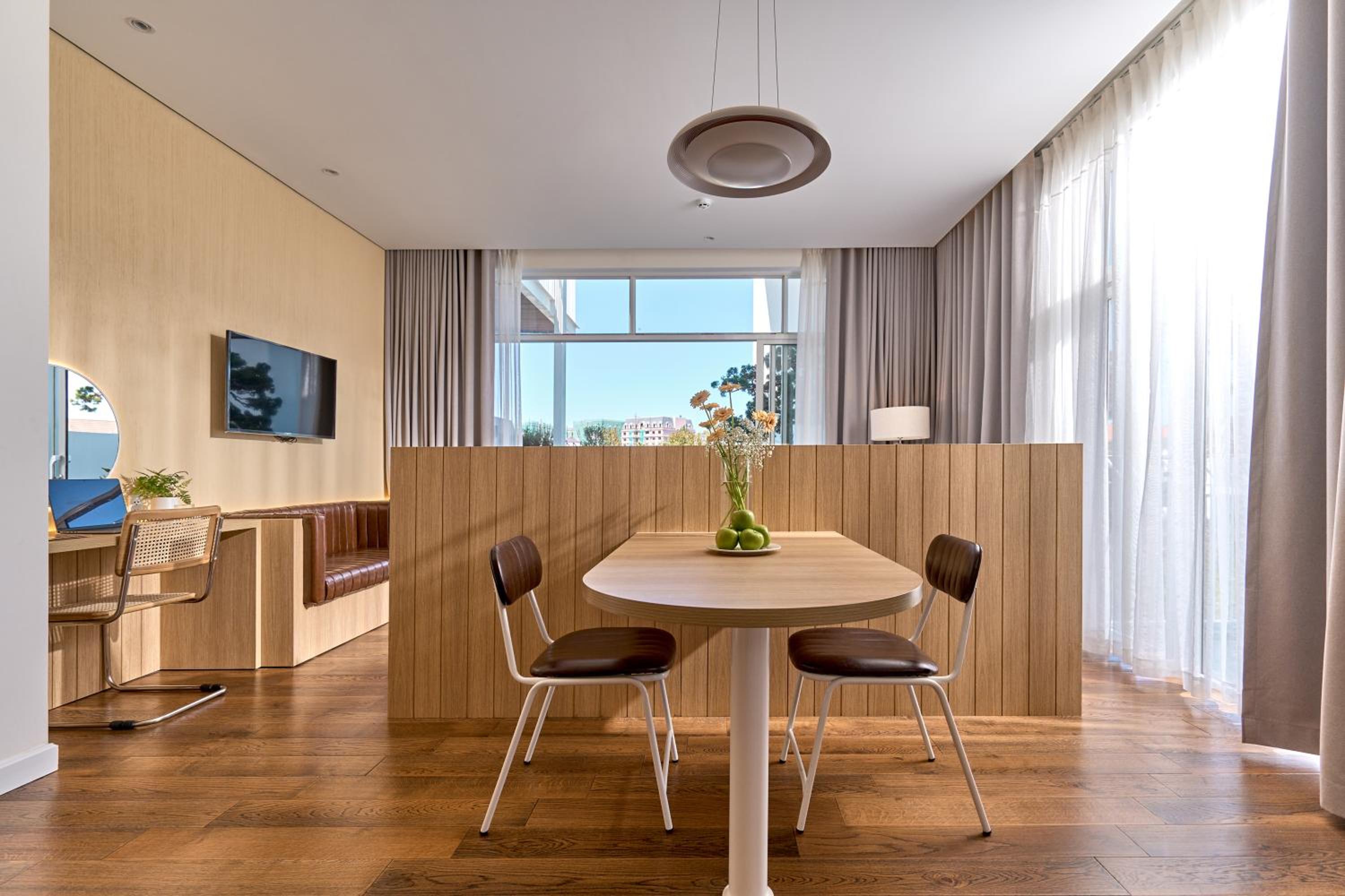 Studio Apartment photo 2
