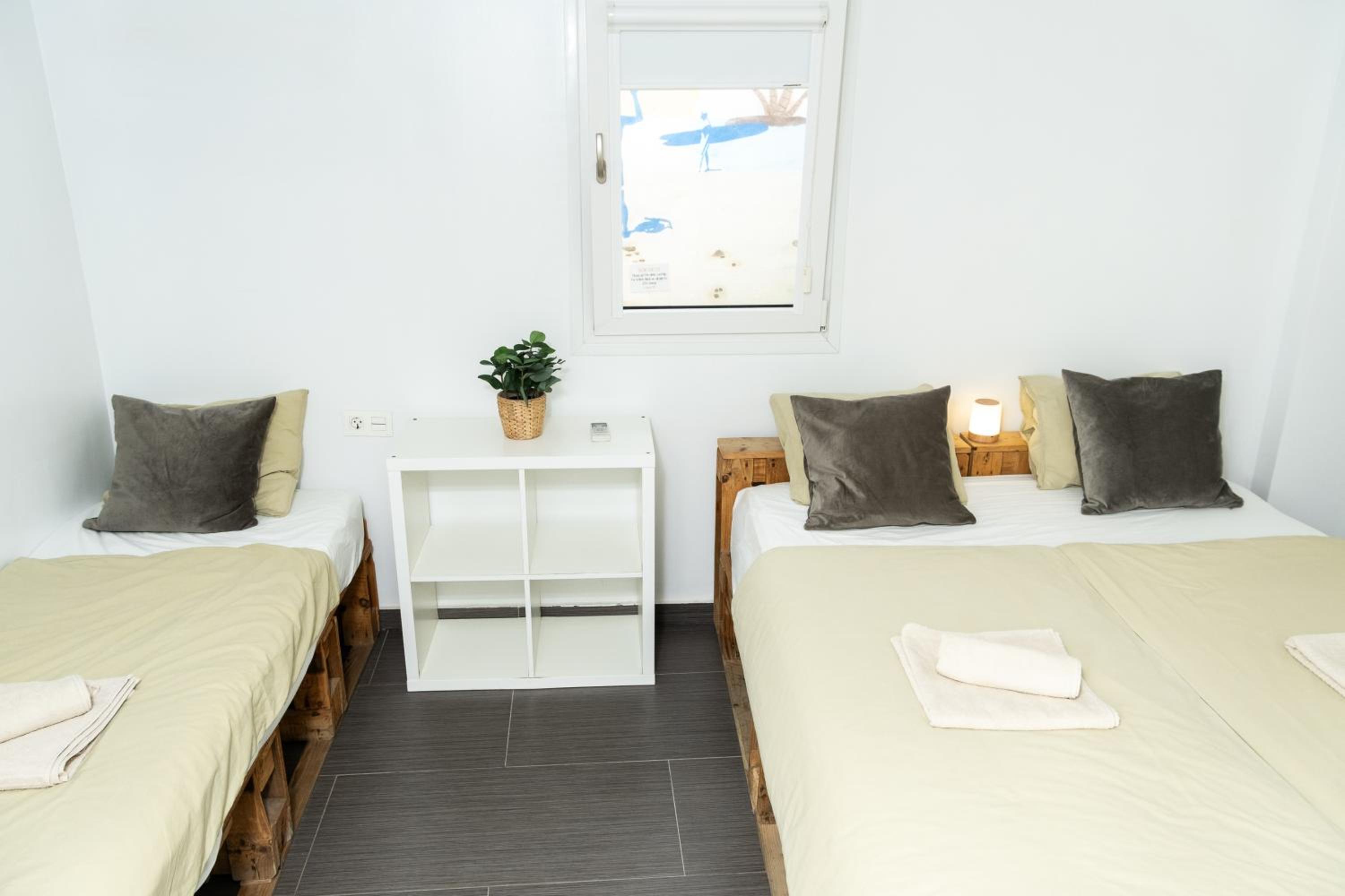 Double Room with Private Bathroom - Photo 4