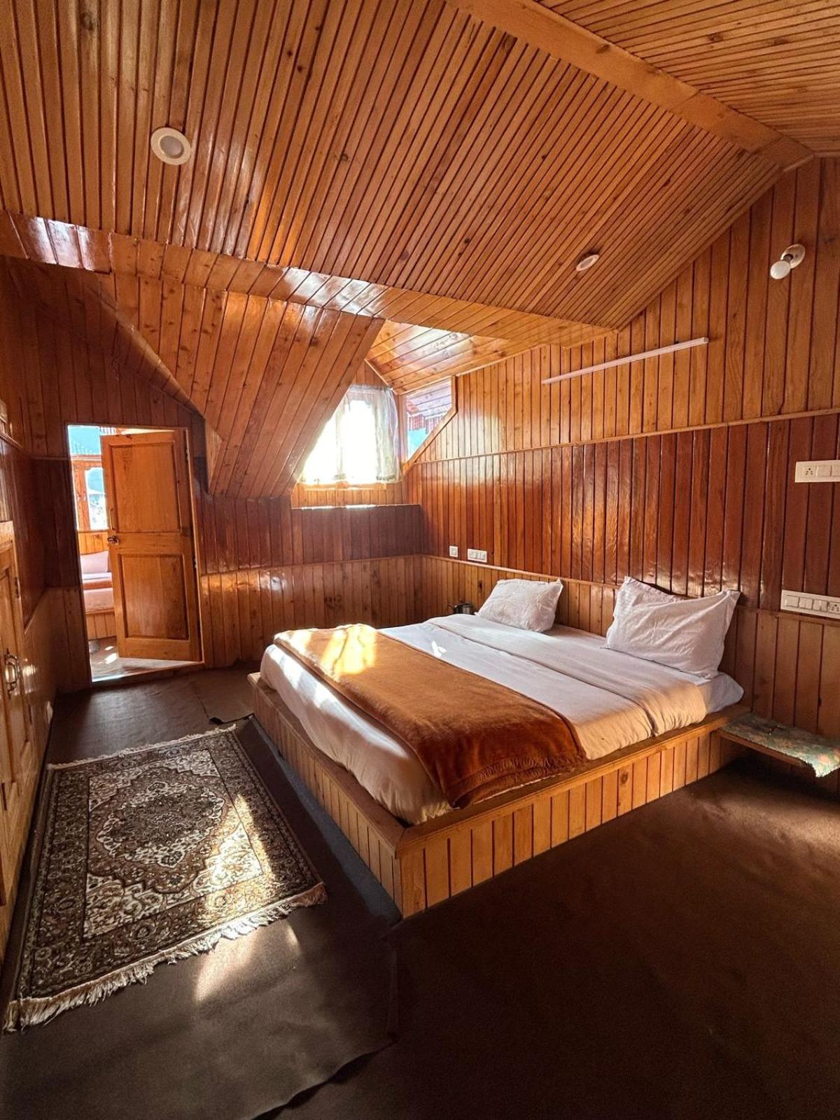 Two-Bedroom Chalet photo 3