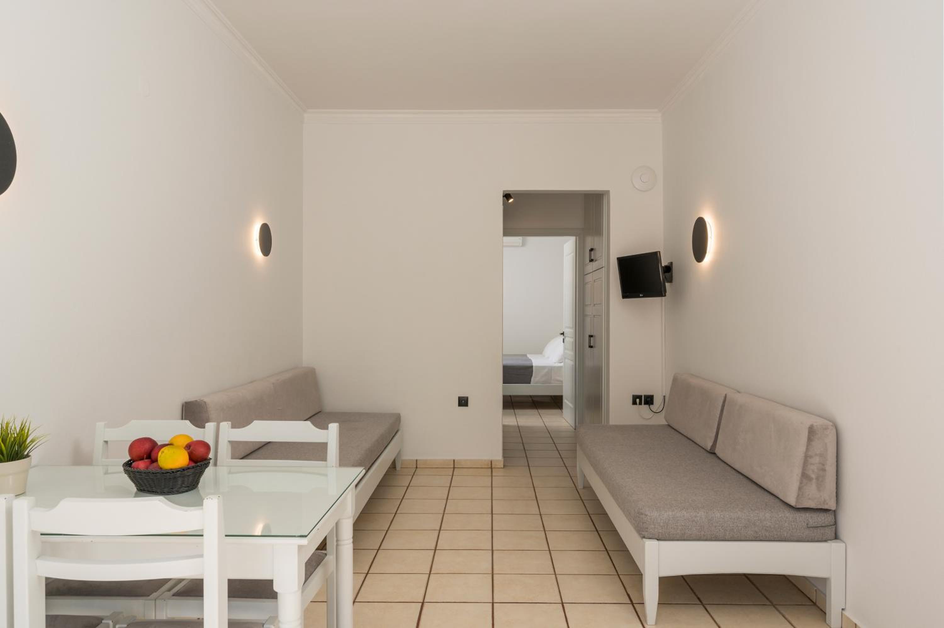 Apartment - Photo 4