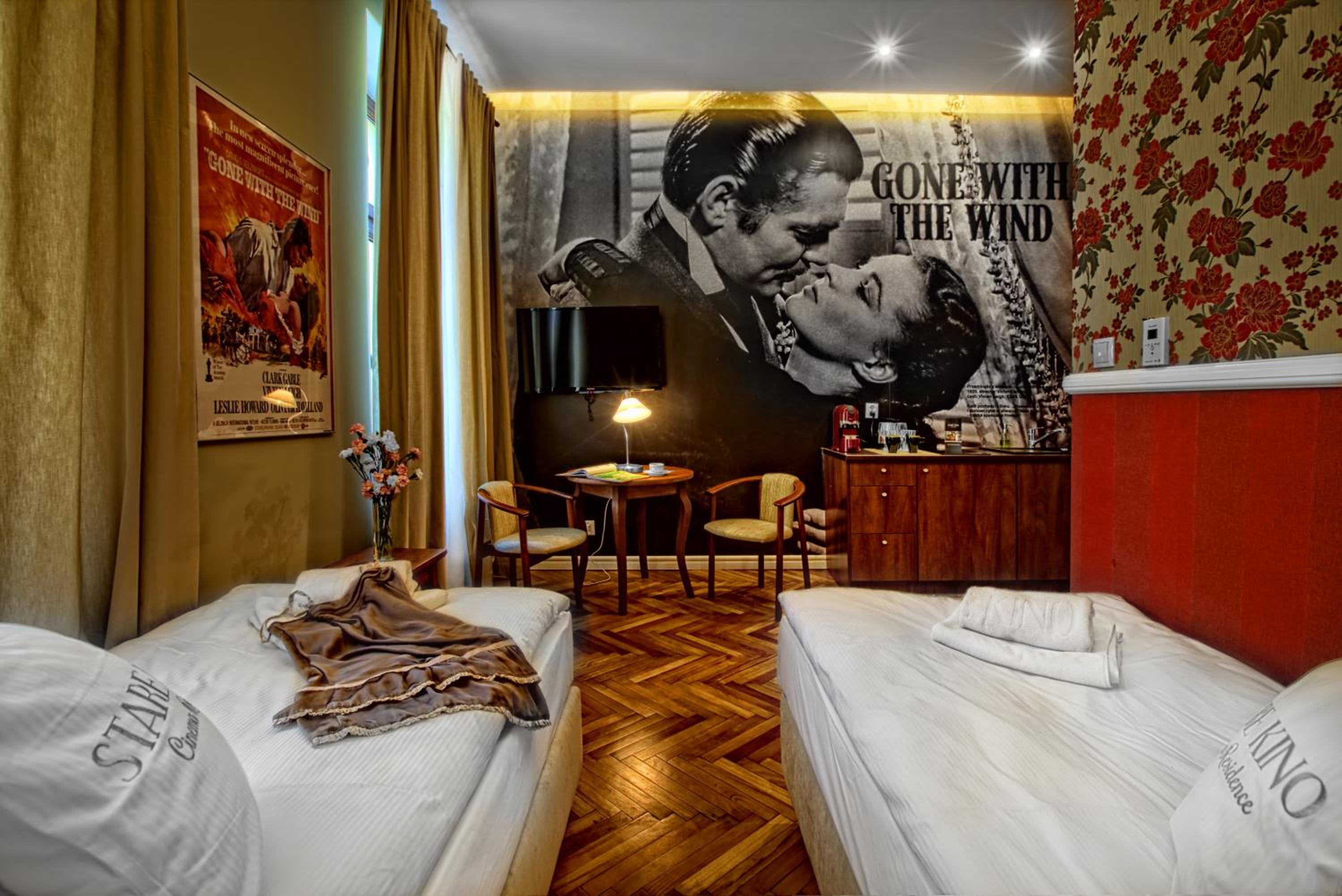 Apartment with Twin Beds photo 1