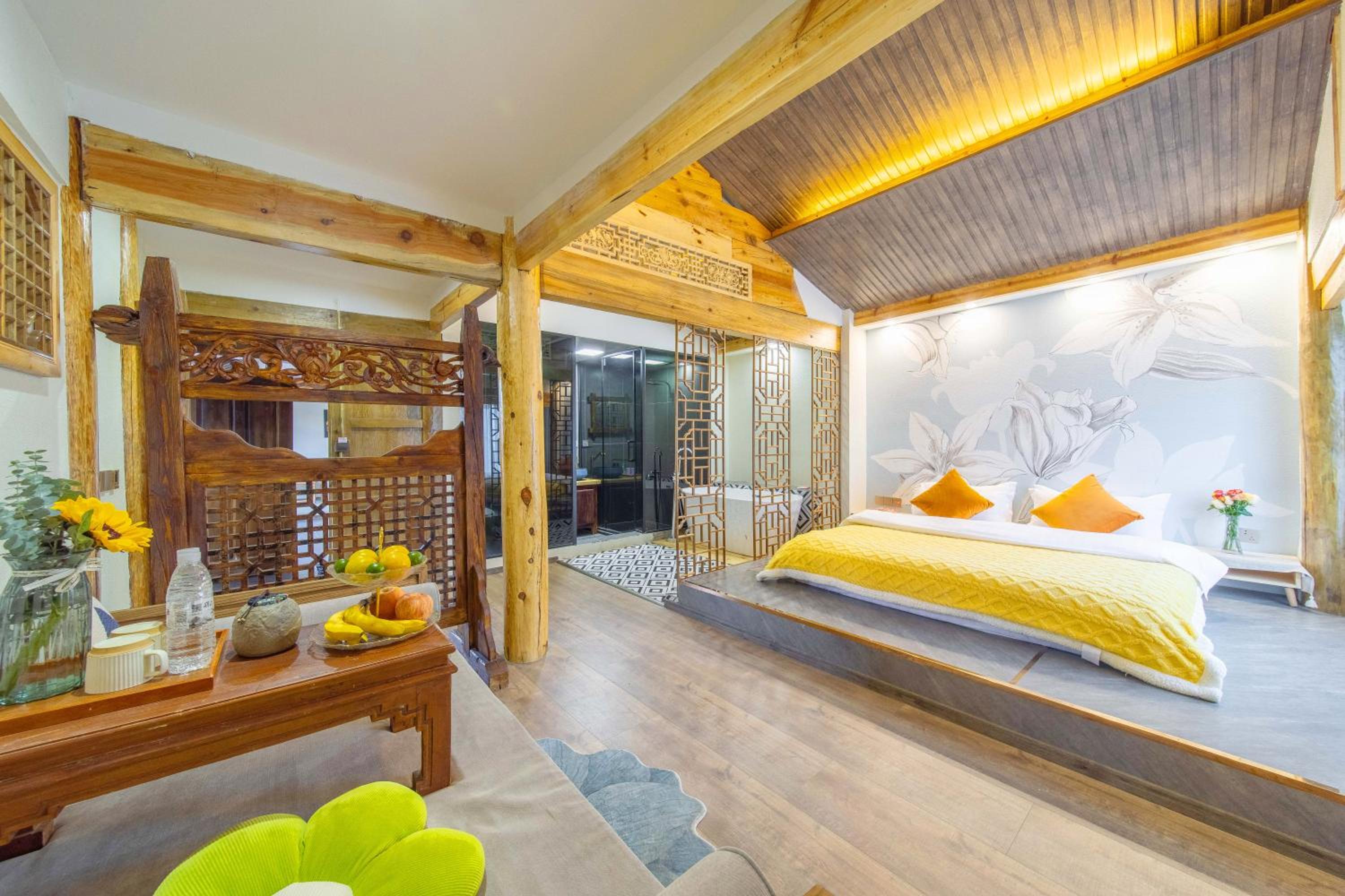 Bathtub King Room photo 1