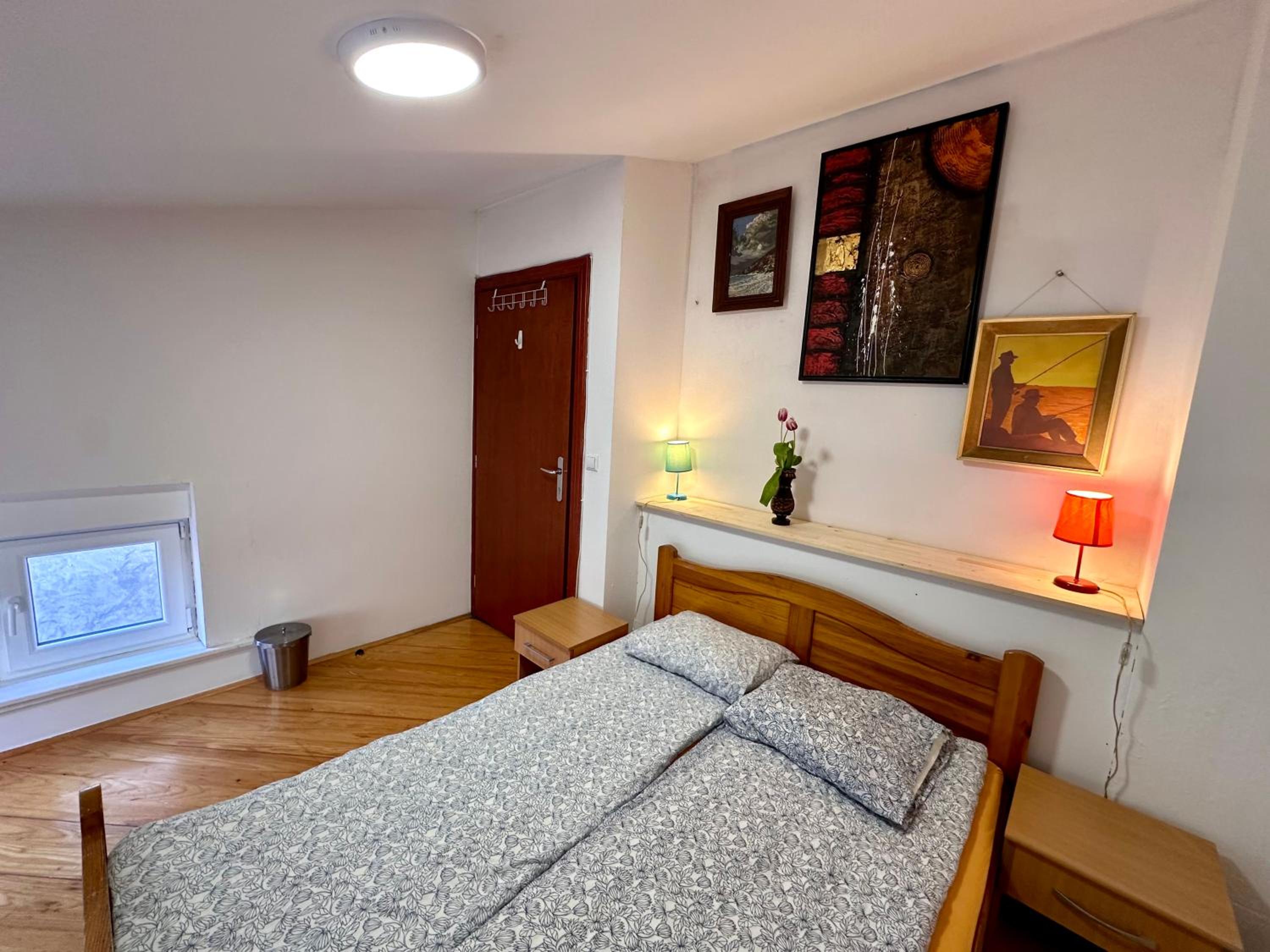 Standard Double Room with Shared Bathroom photo 2