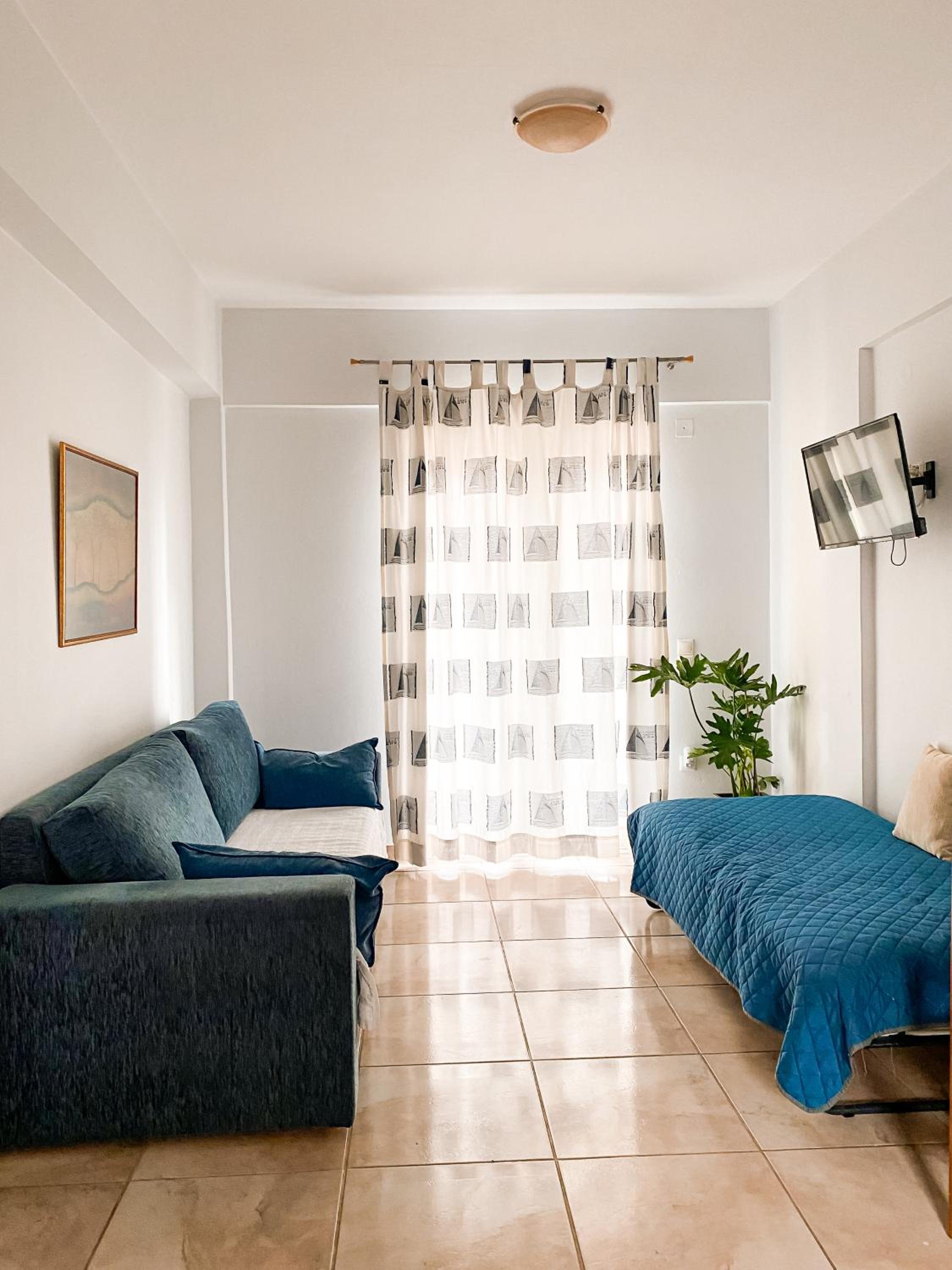 Superior One-Bedroom Apartment