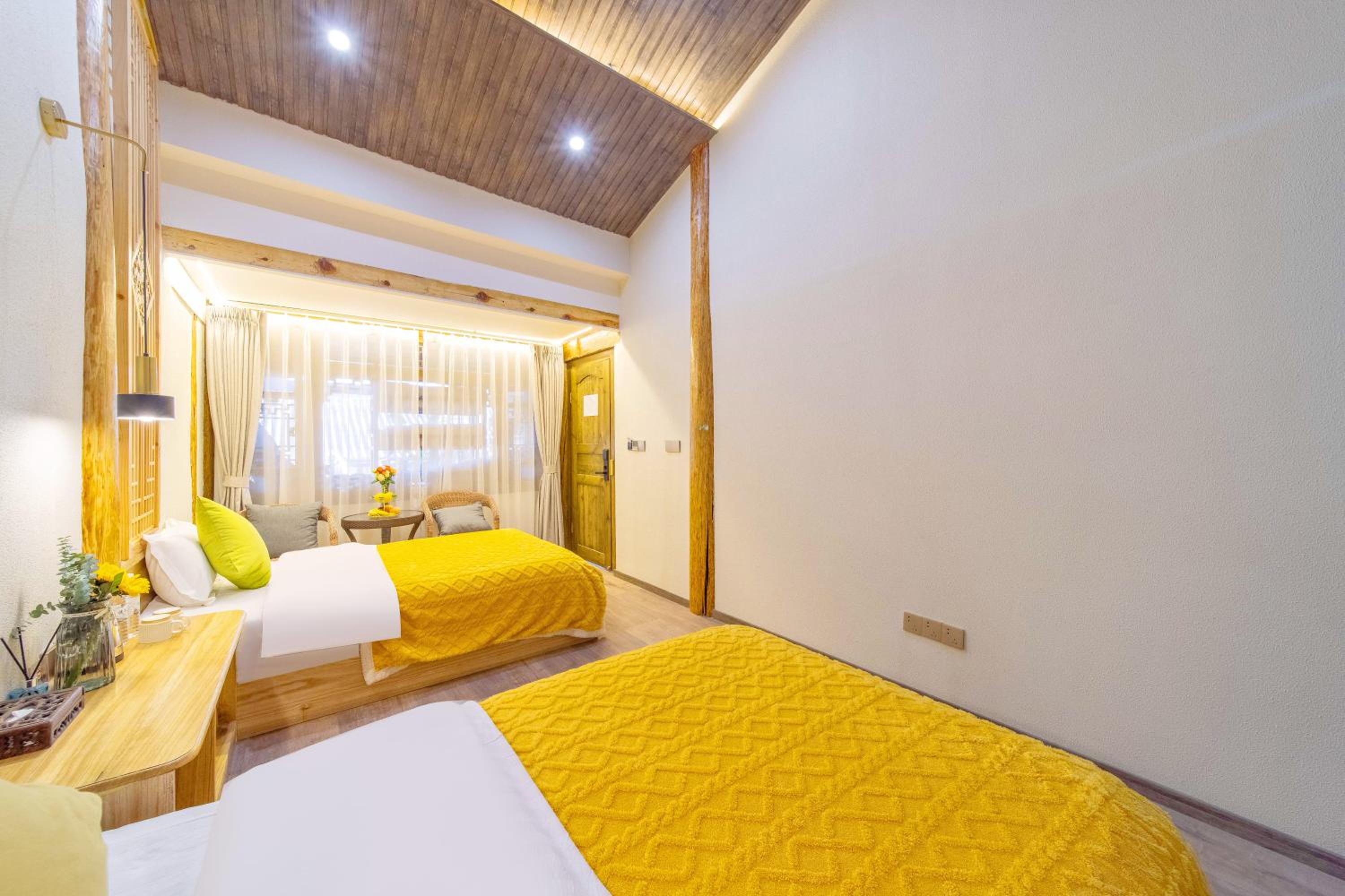 Large Twin Room photo 3