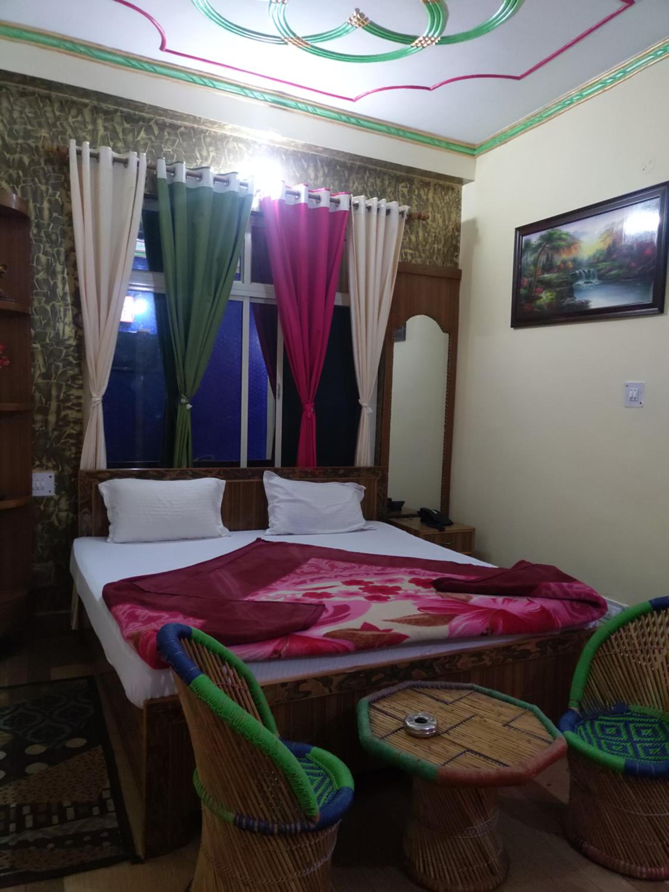 Basic Triple Room