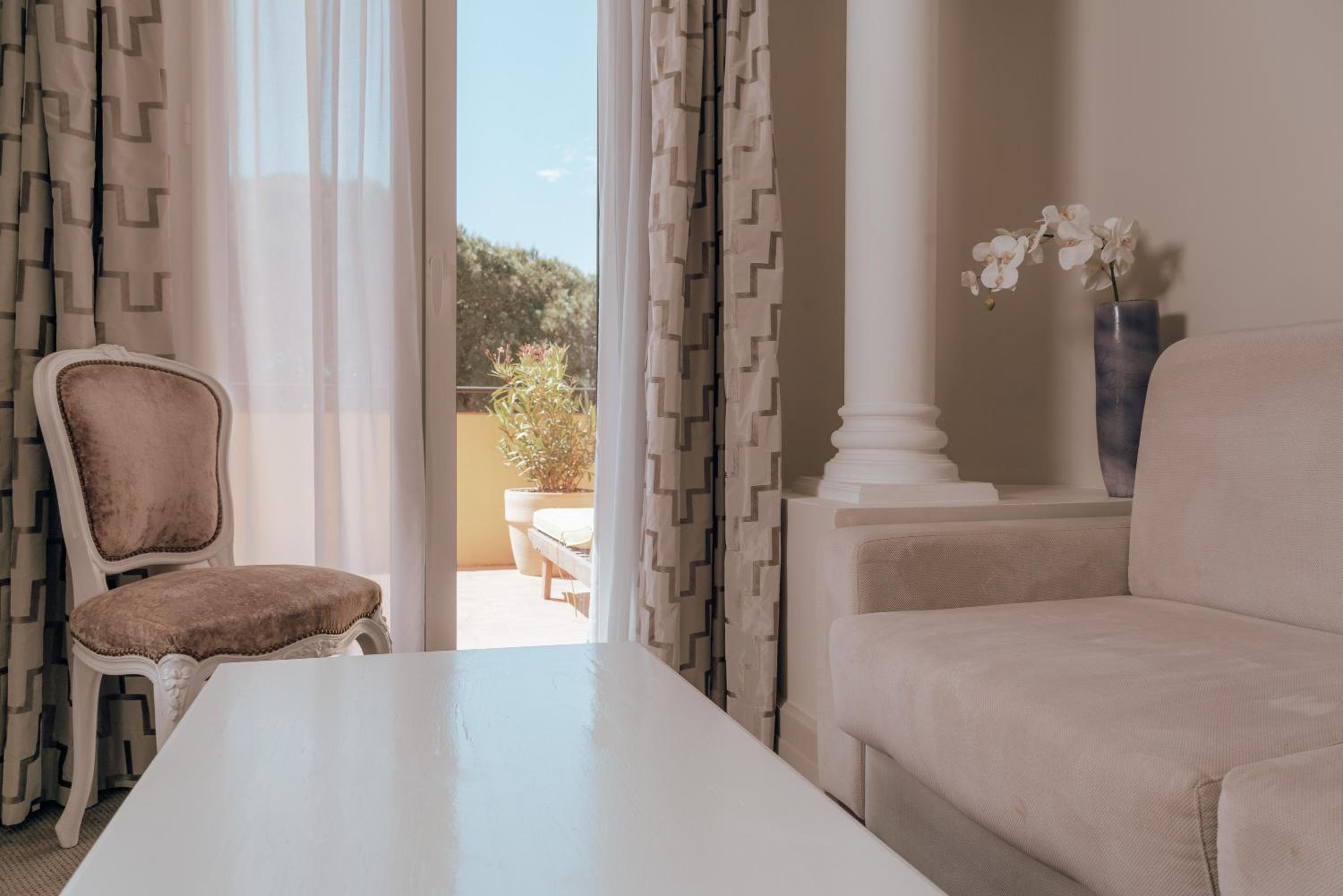 Suite with Sea View - Photo 2