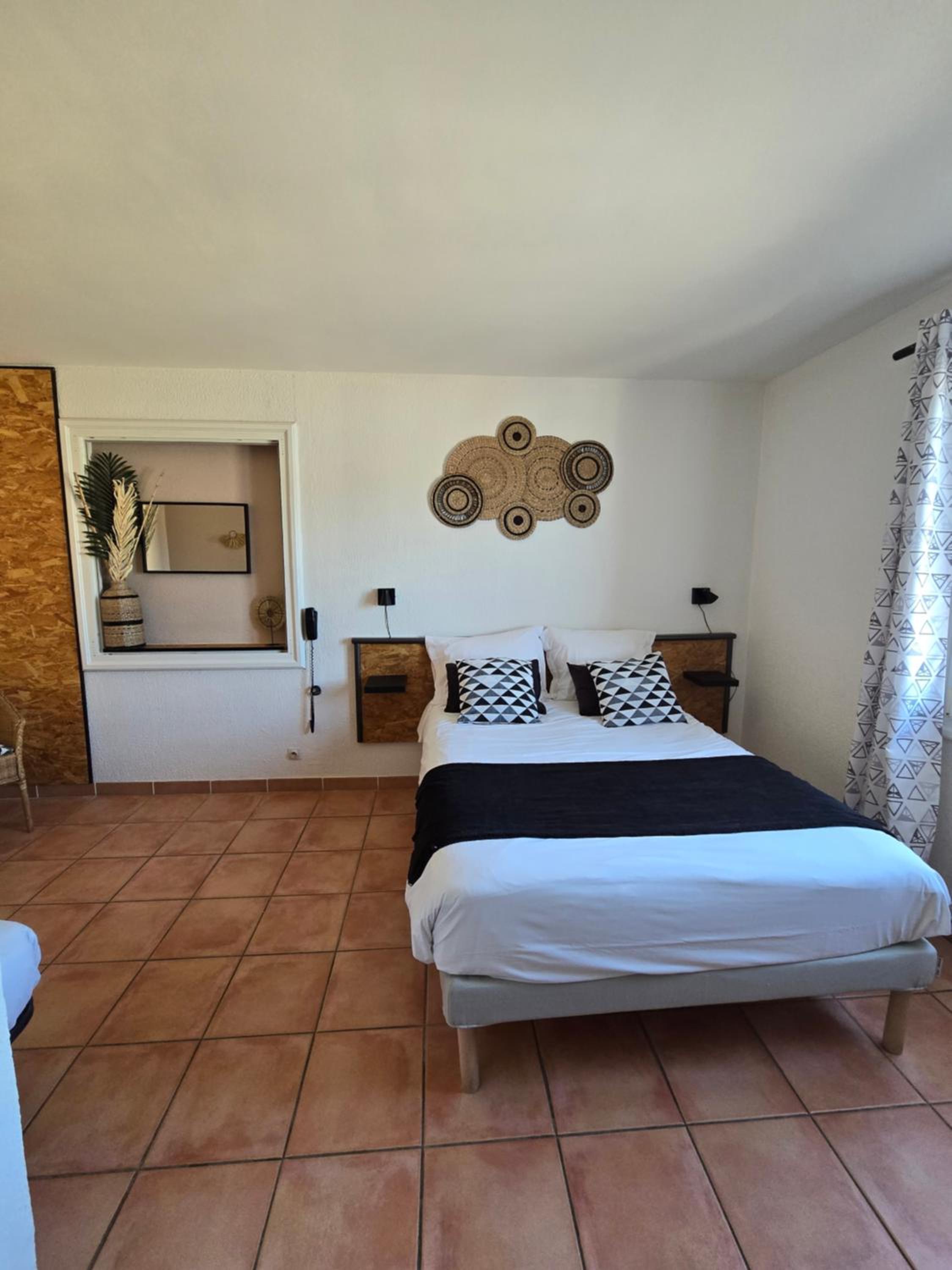 Standard Double Room with Square View