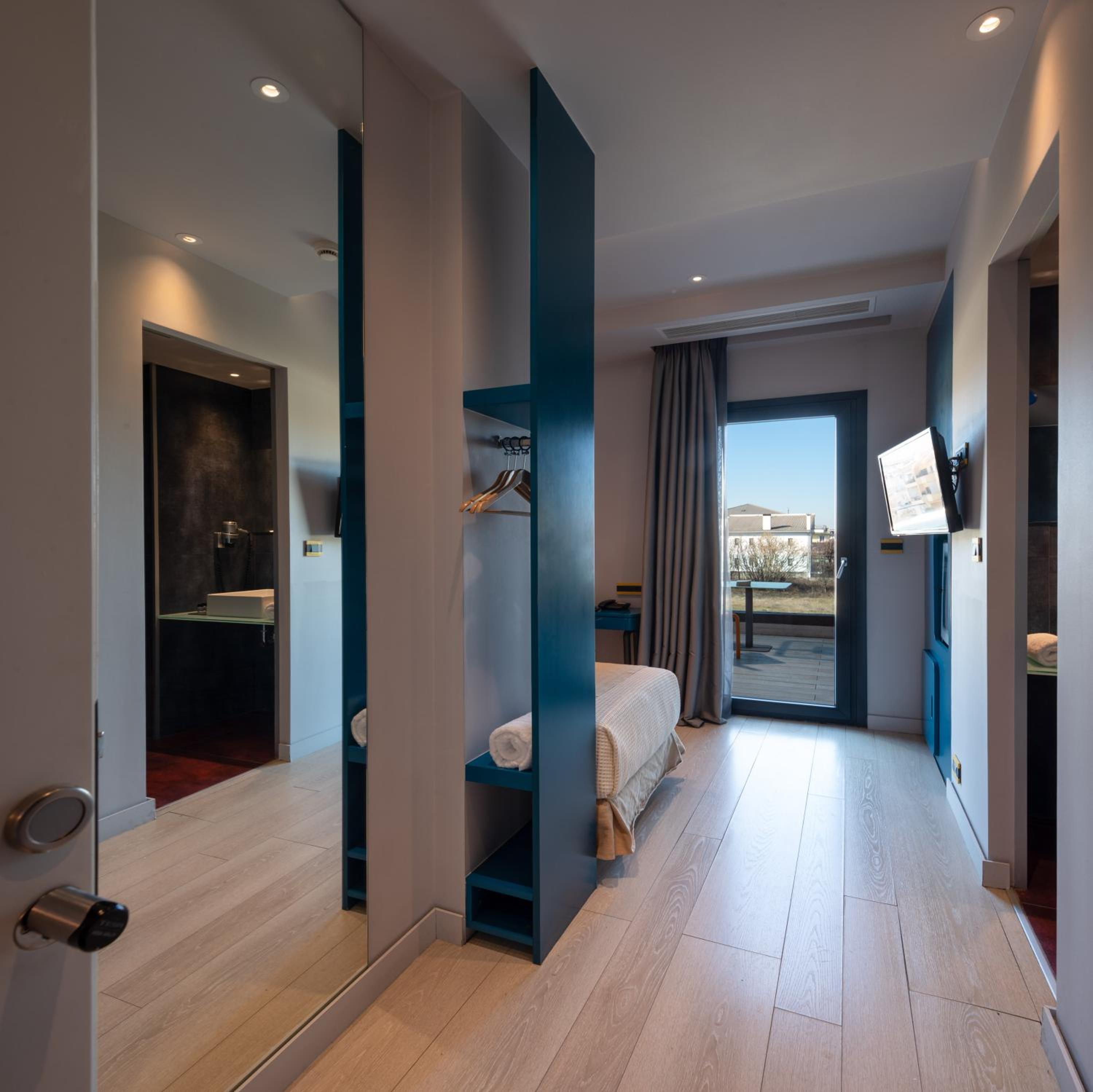 Single Room with Mountain View photo 1