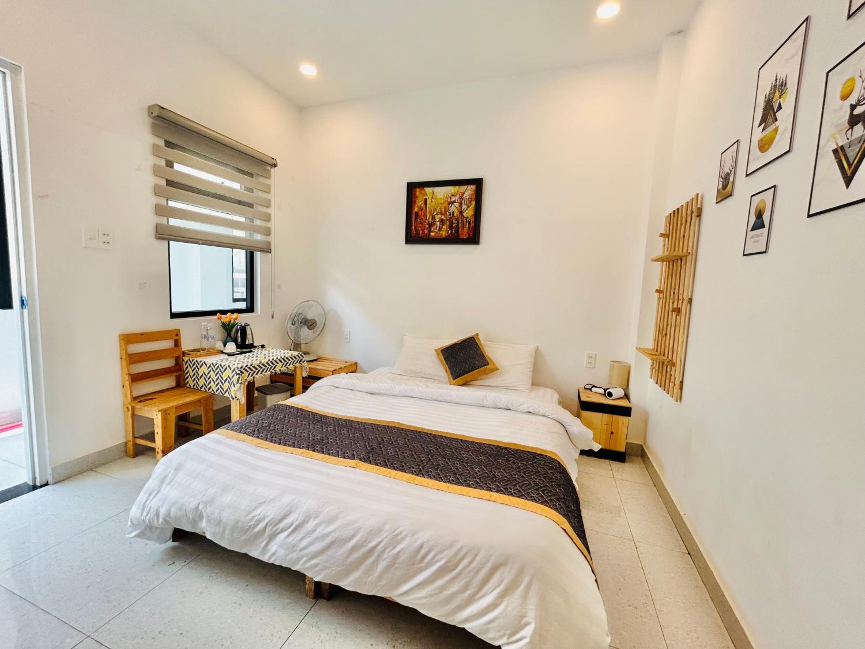 Queen Room