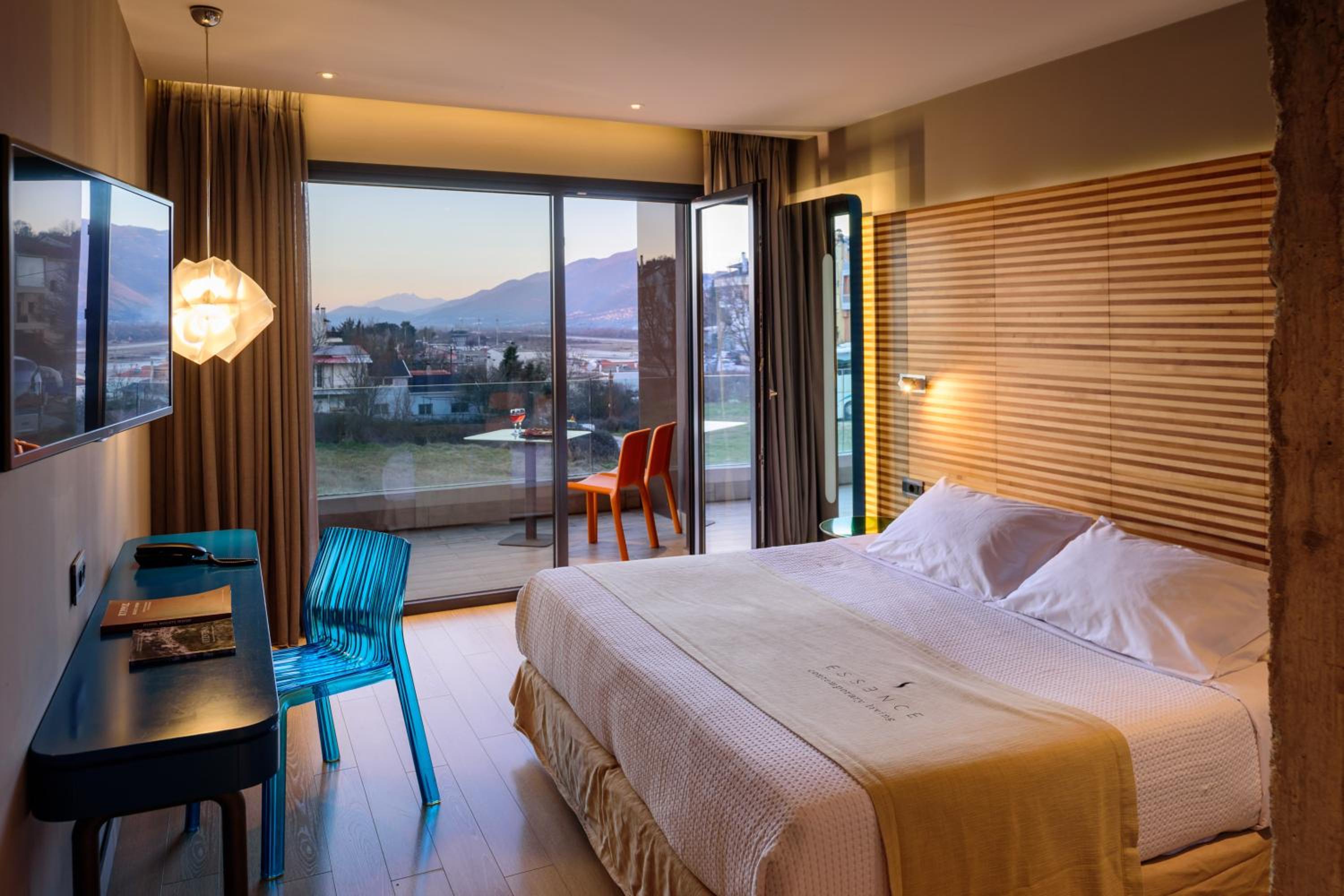 Premier Double or Twin Room with Mountain View photo 1