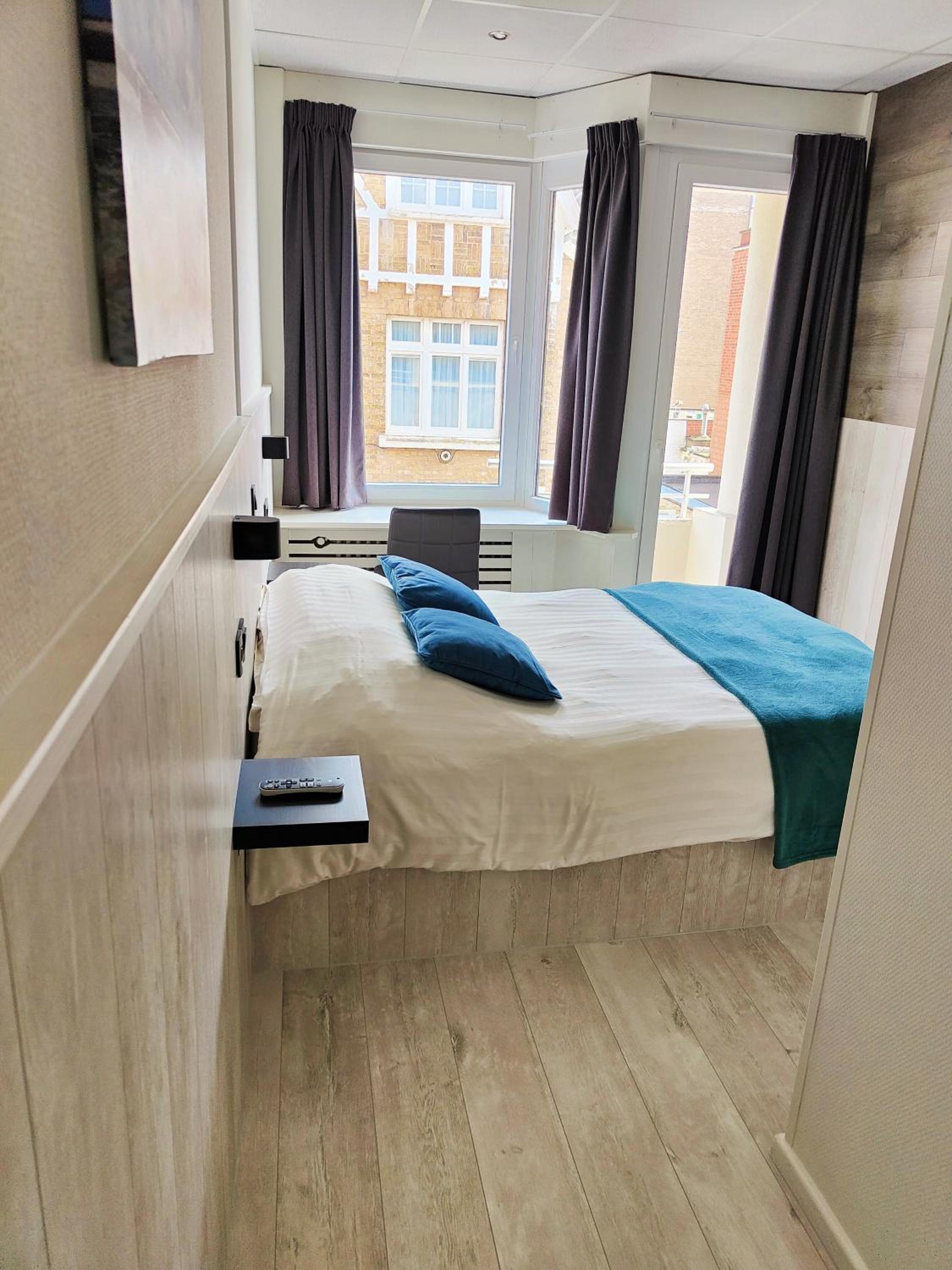 Double Room - Photo 3