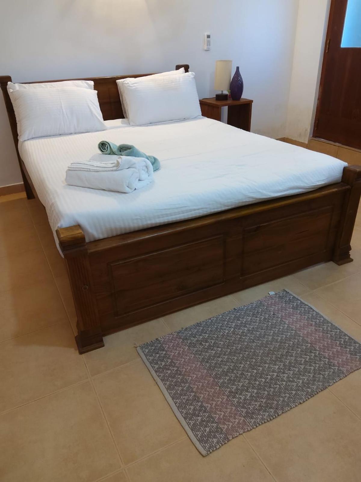One-Bedroom House photo 1