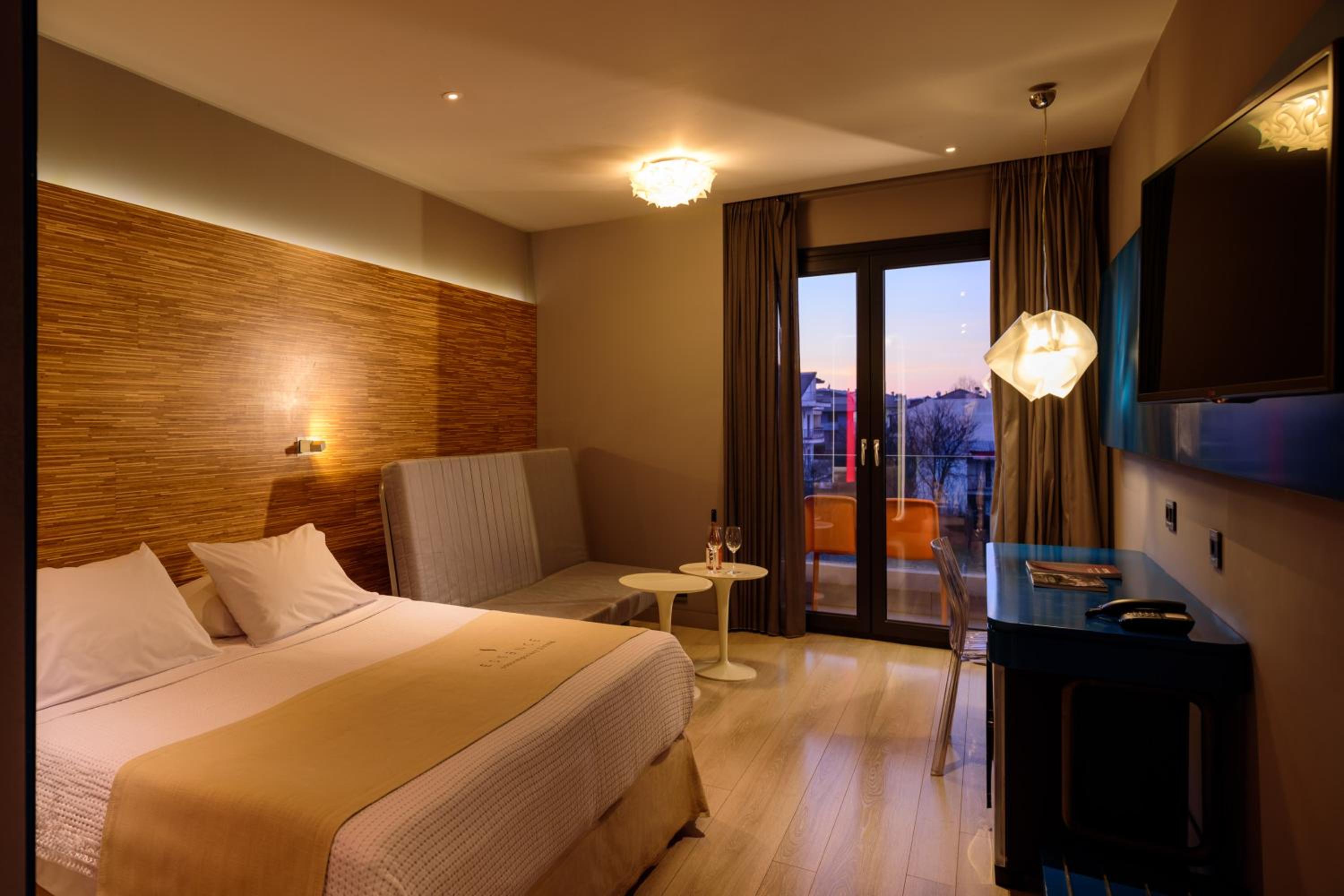 Supreme Quadruple Room with Mountain View photo 1