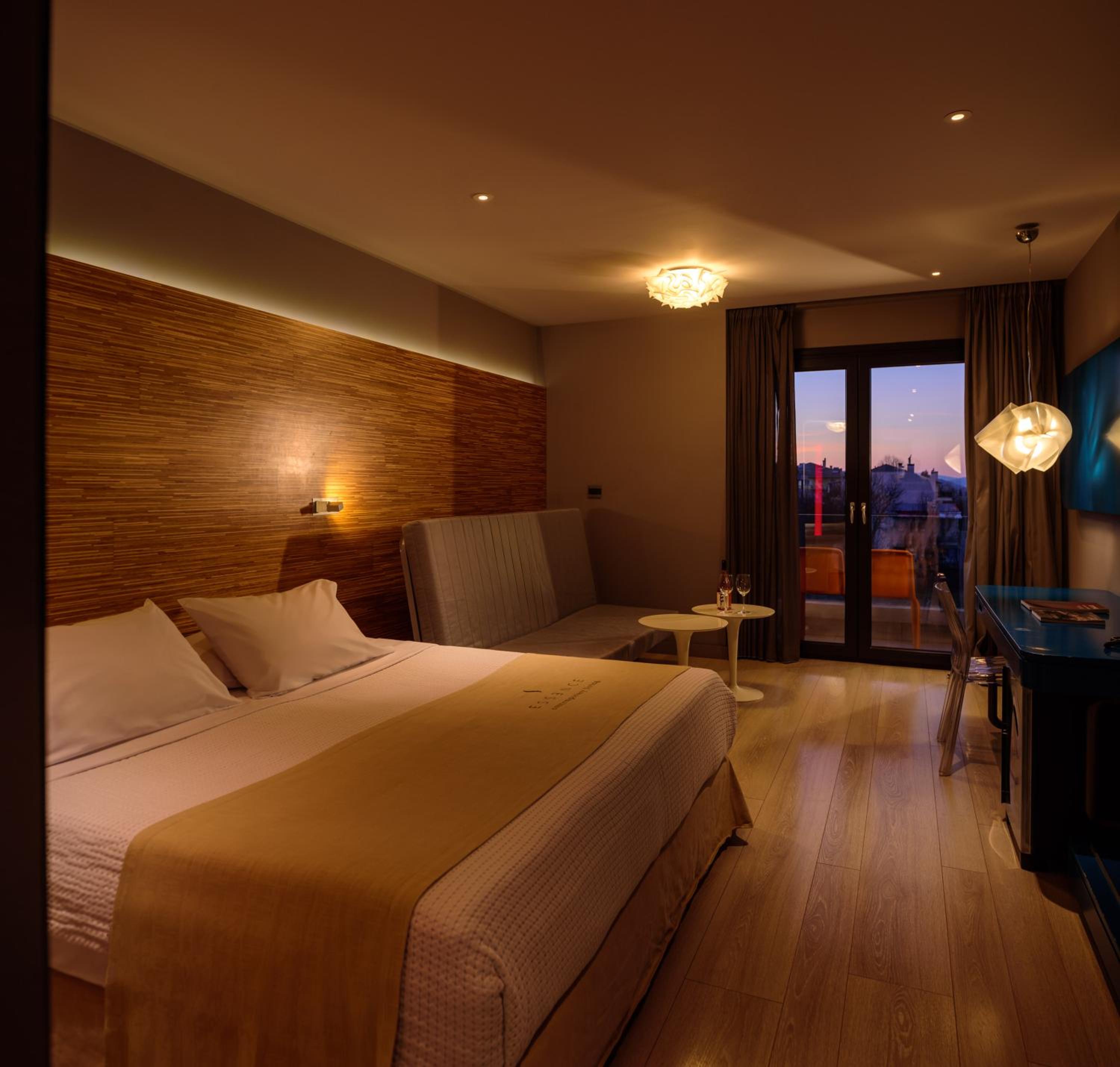 Supreme Quadruple Room with Mountain View photo 3