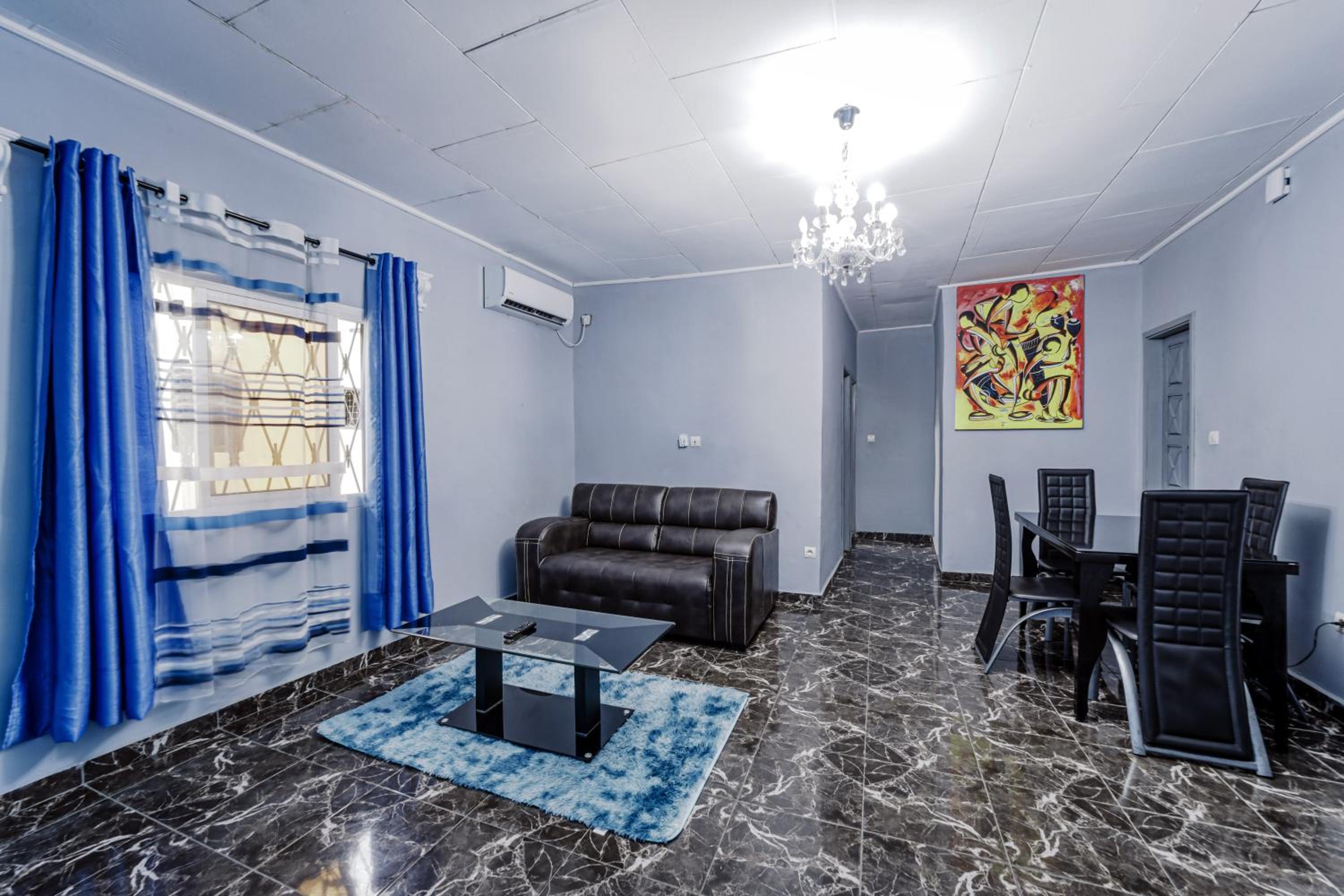 Family Studio