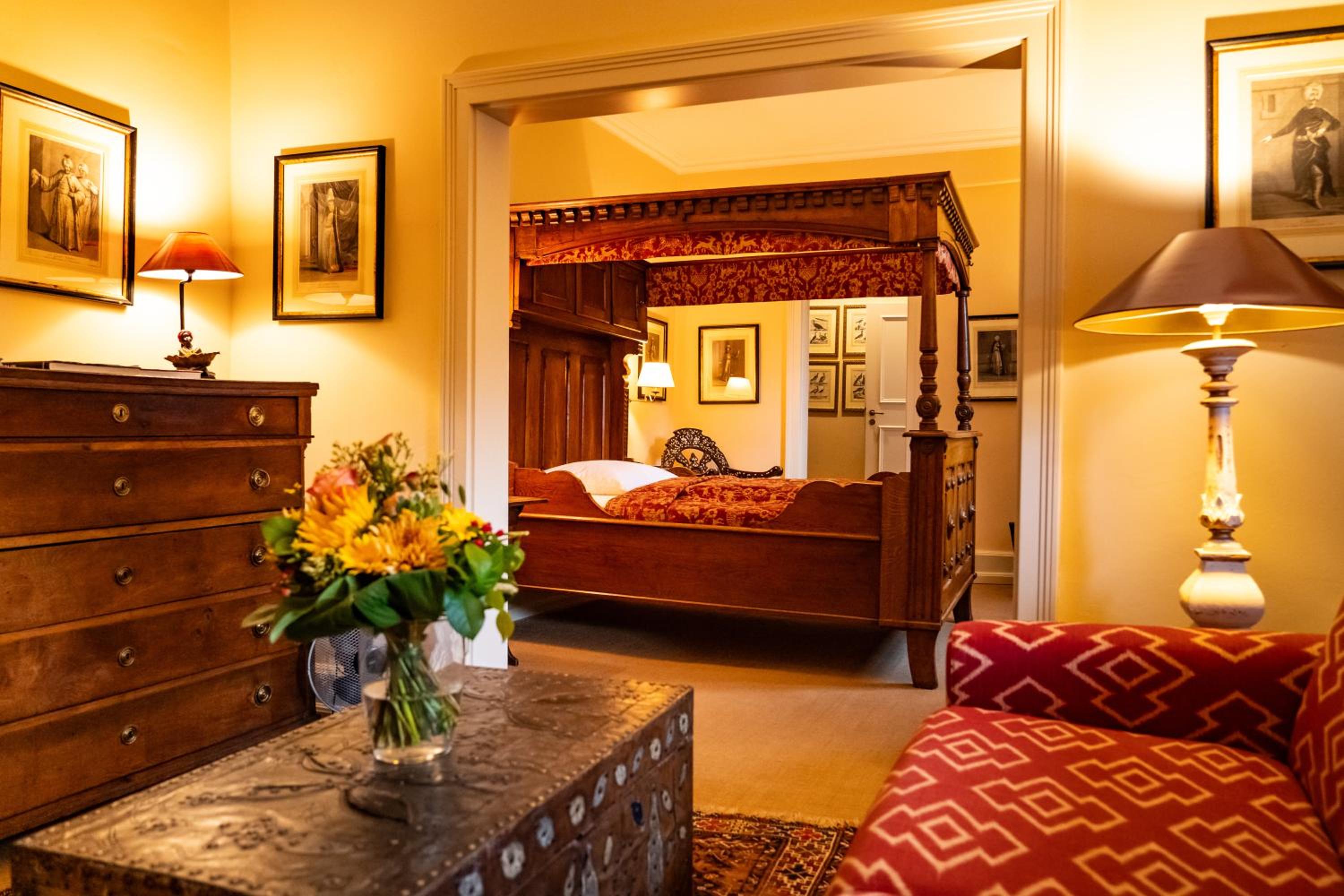Deluxe Suite - Photo 1