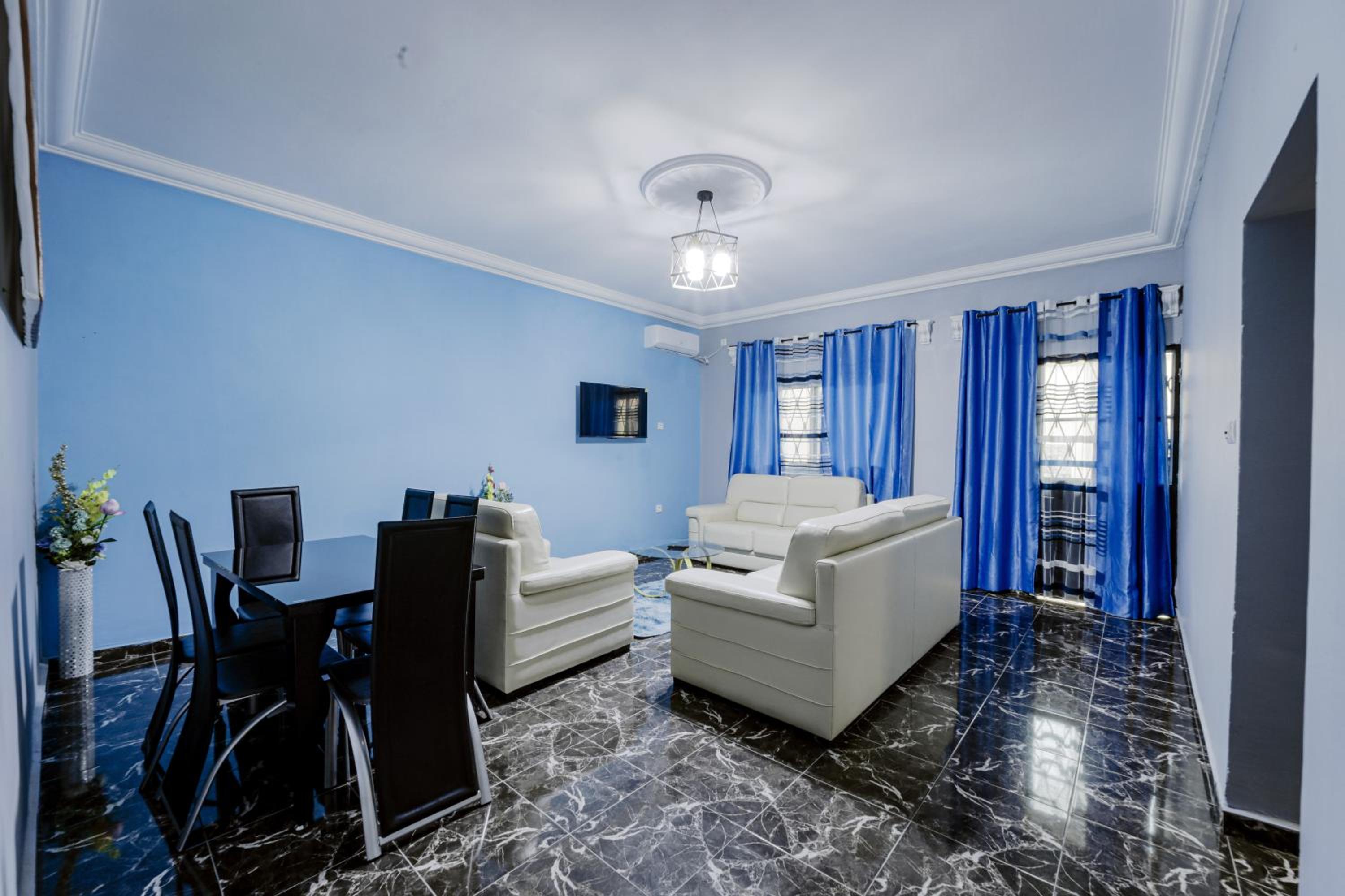 Three-Bedroom Apartment Suite