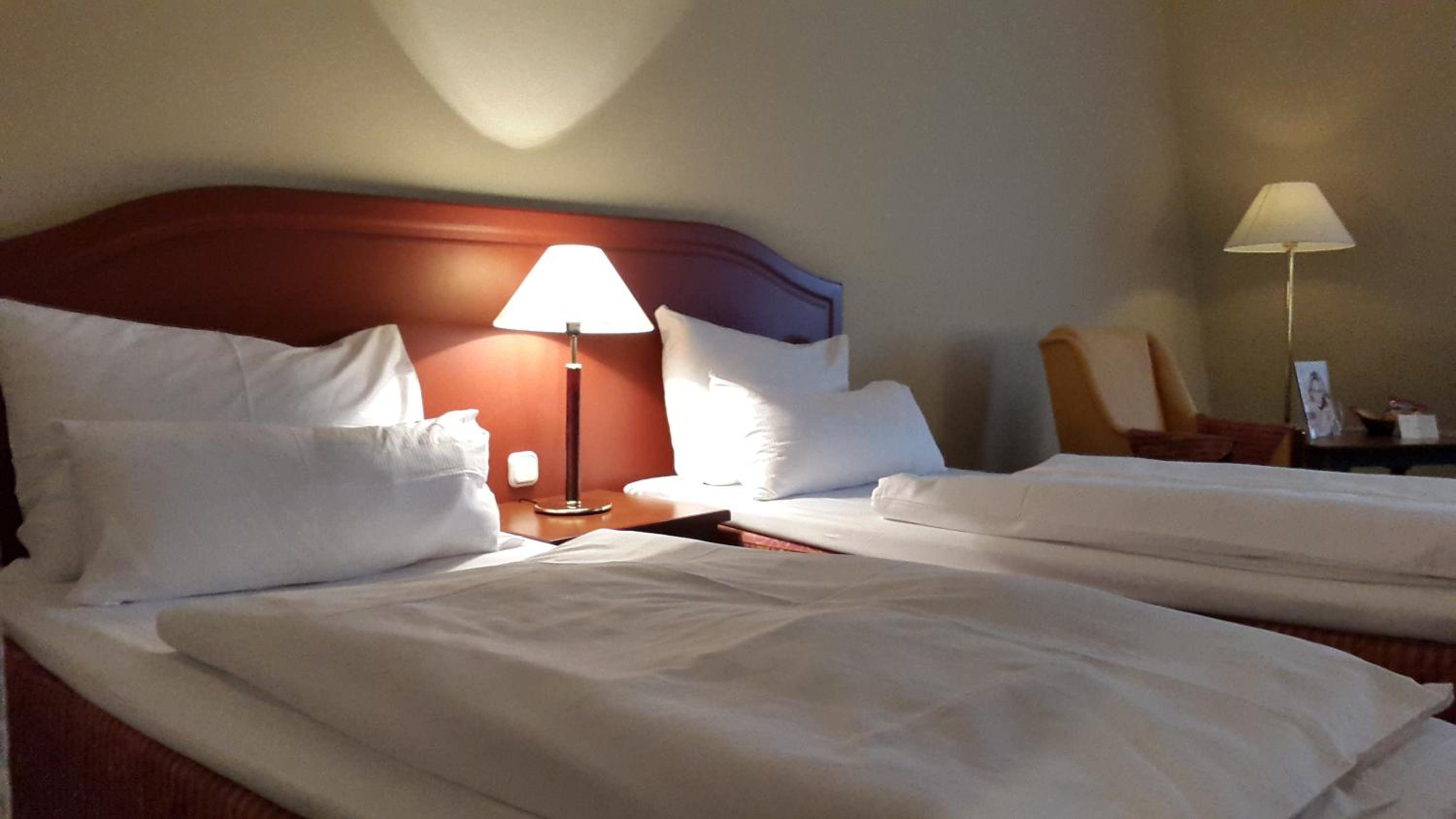 Standard Double Room - Photo 2