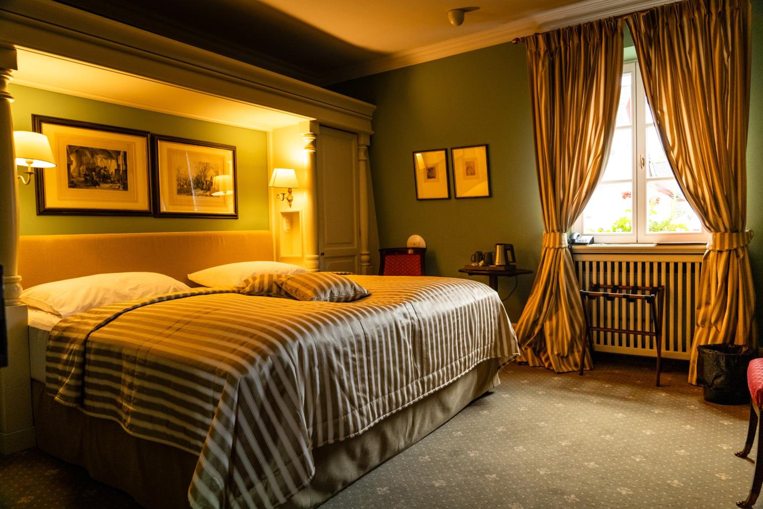 Standard Double Room - Photo 2