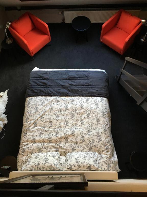 Large Double Room photo 1
