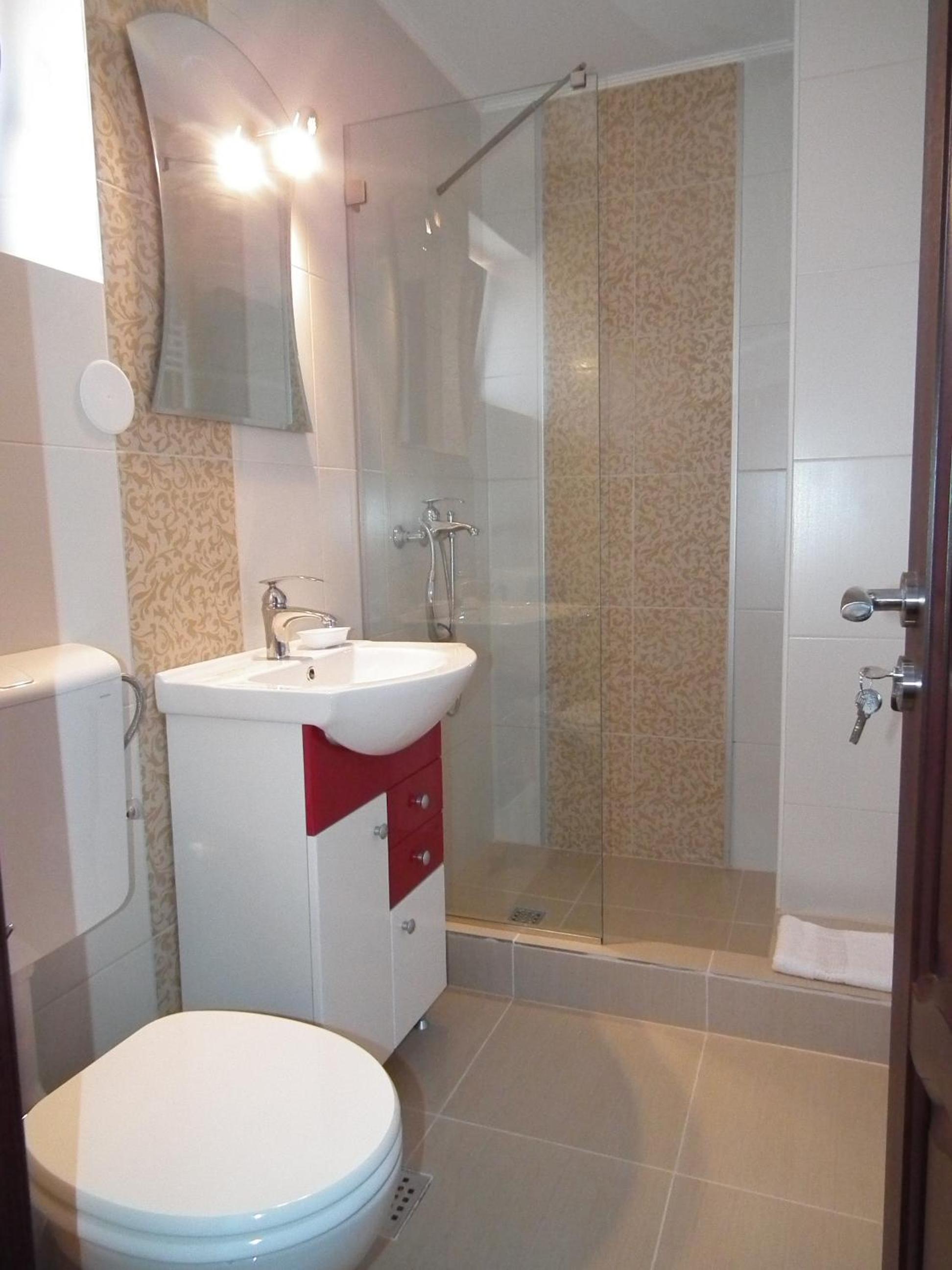 Twin Room - Photo 2