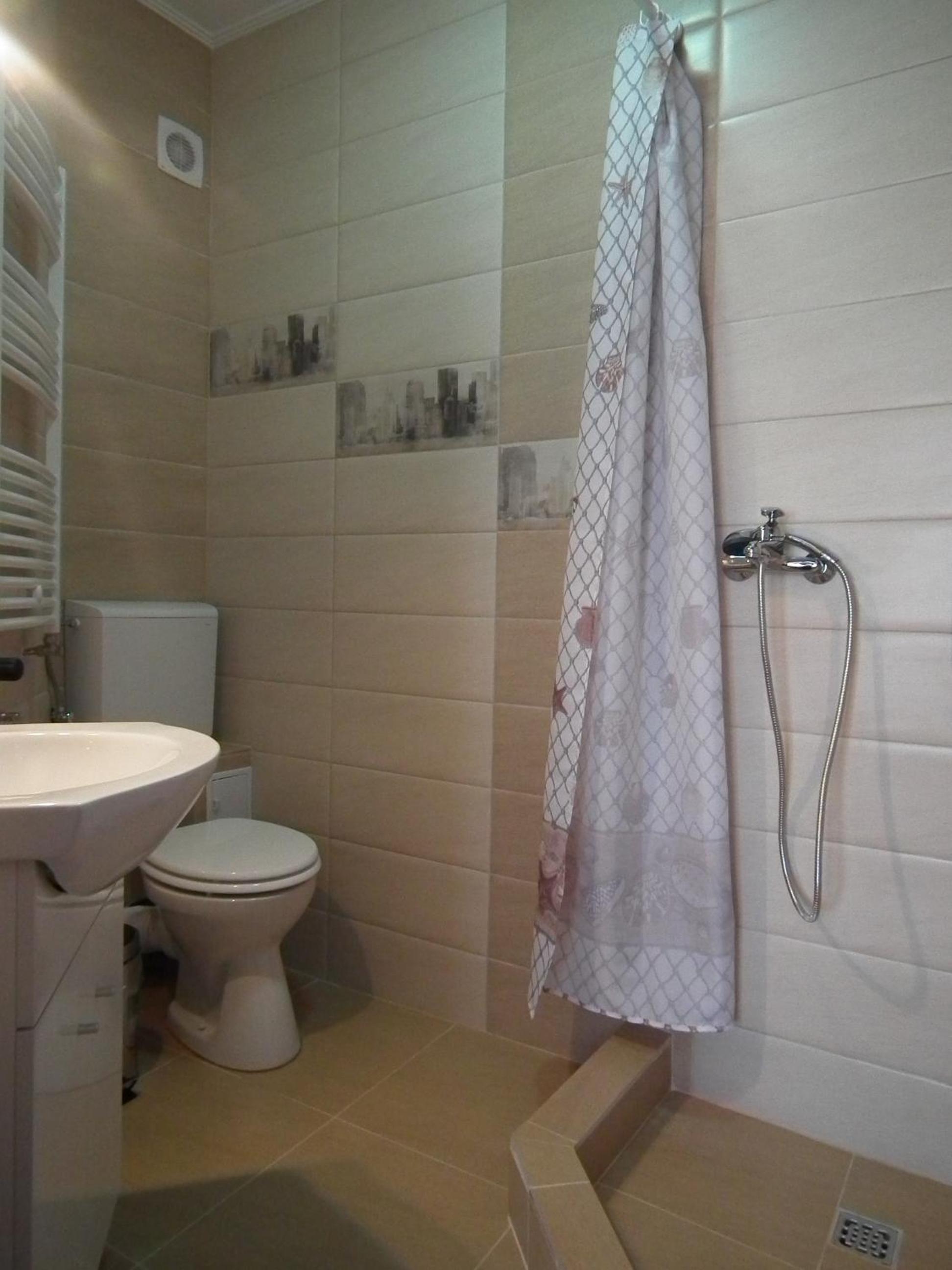 Duplex Suite - Photo 2