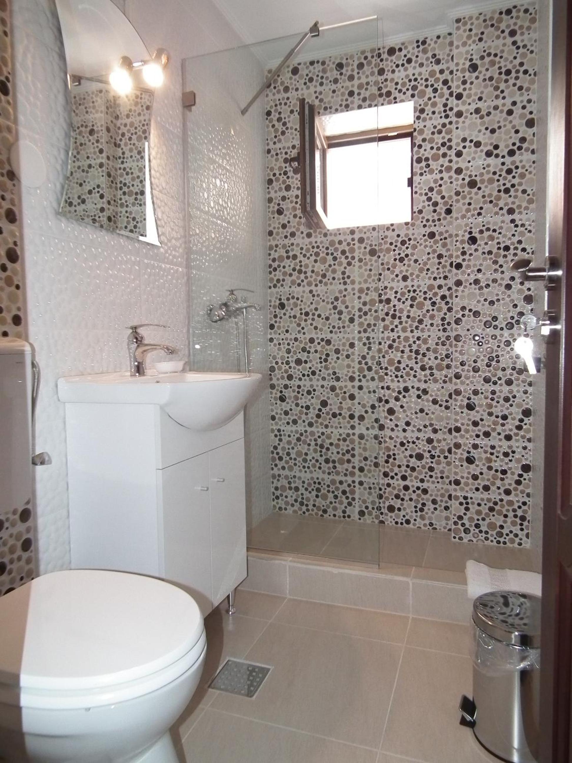 Double Room - Photo 14