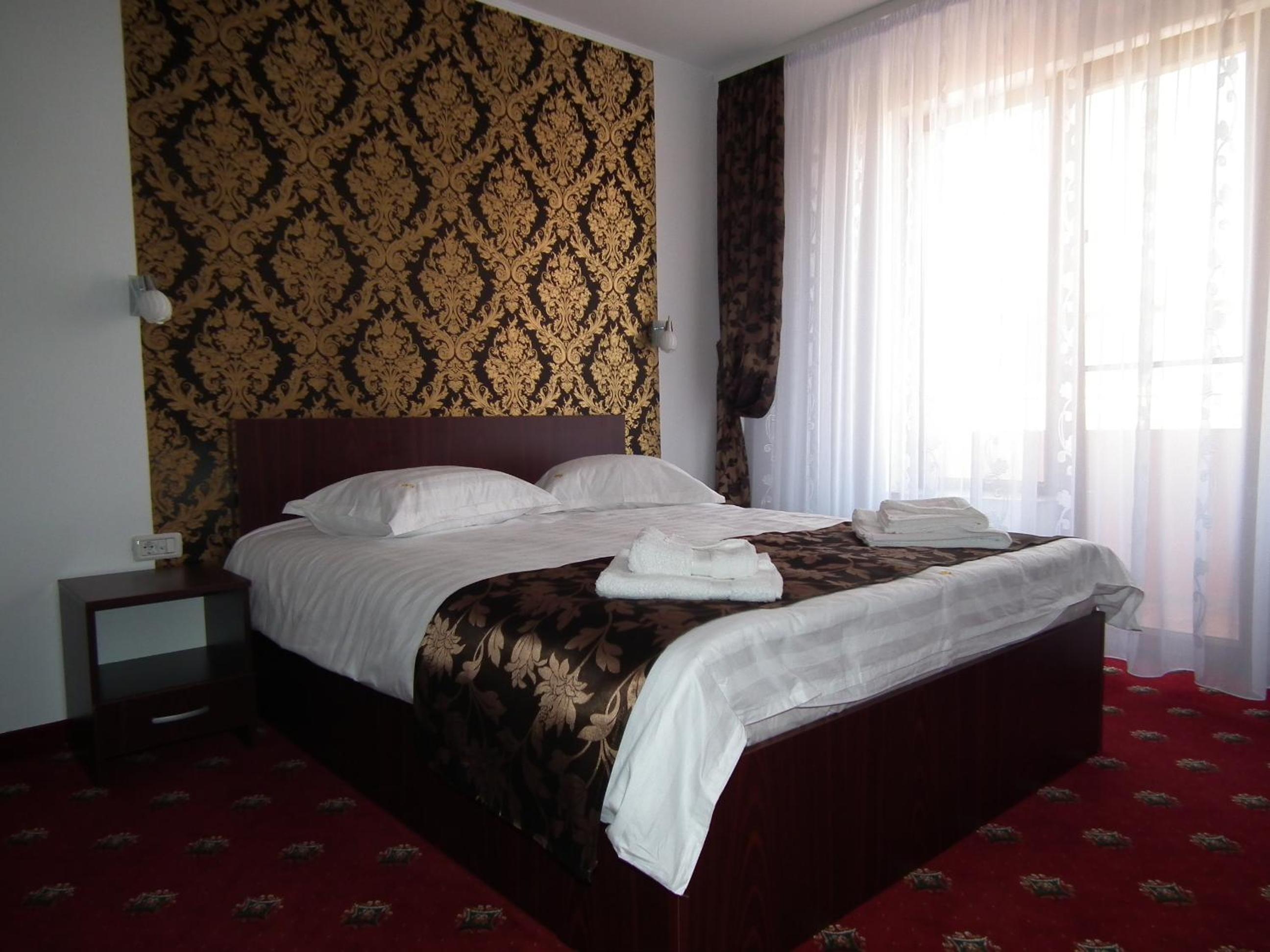 Double Room - Photo 26