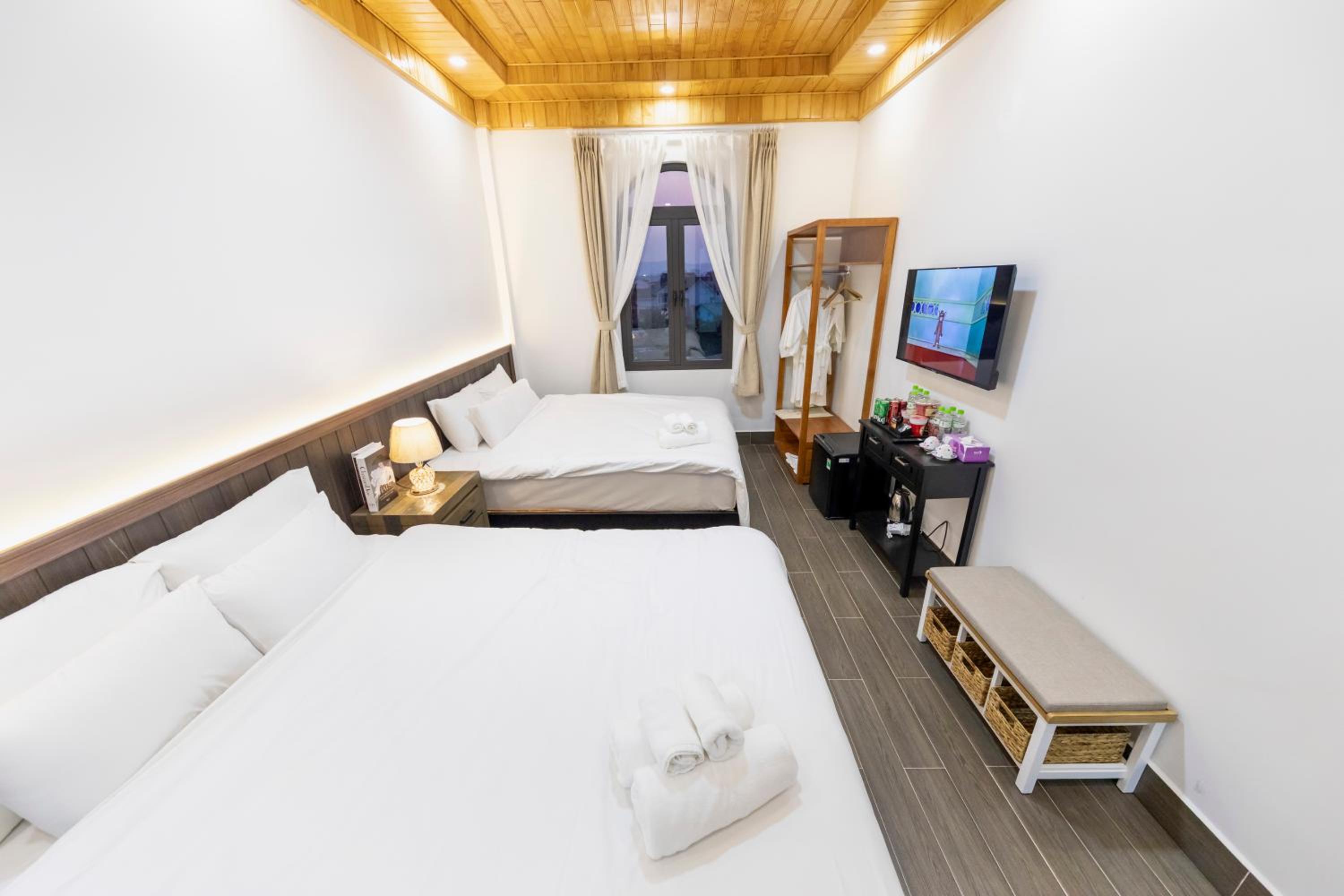 Deluxe Quadruple Room photo 2