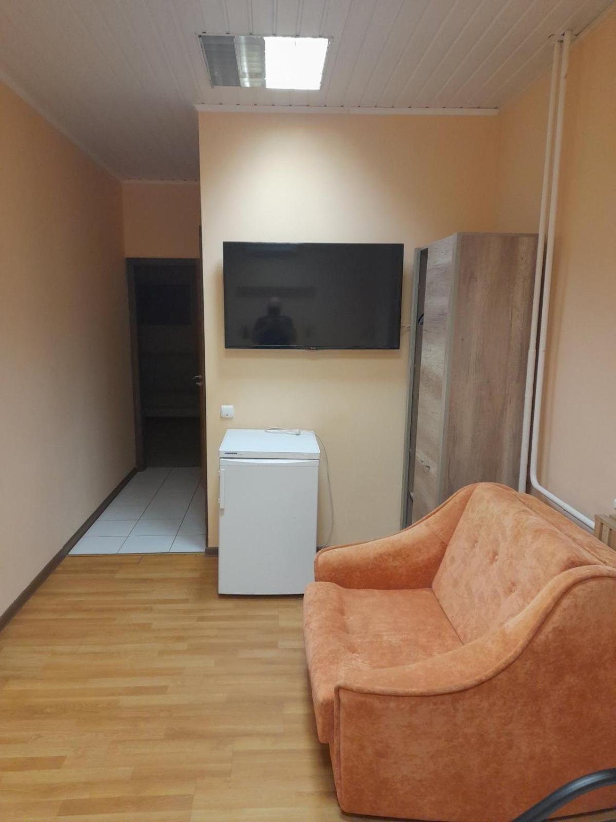 Twin Room with Shower photo 2