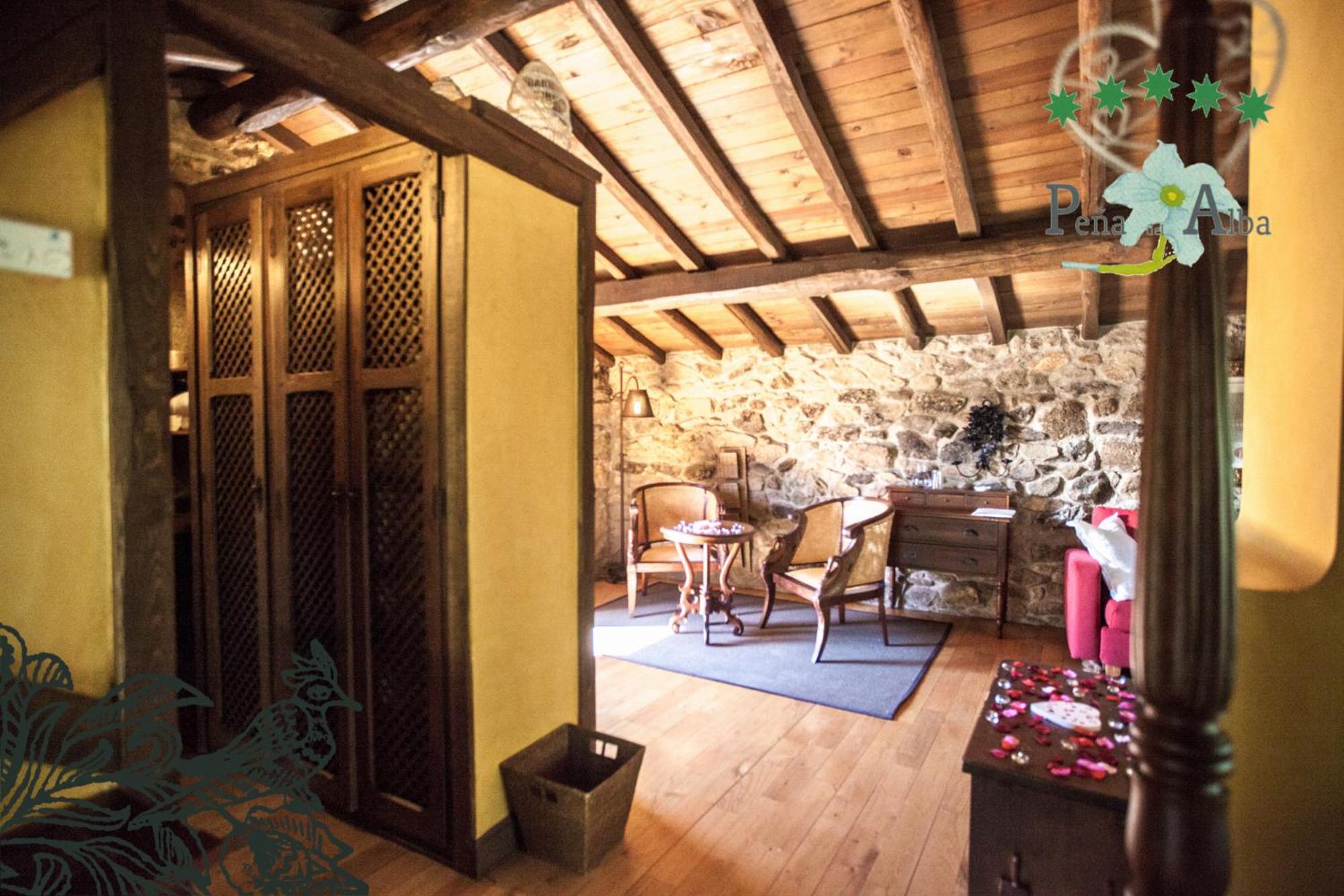 Executive Suite - Photo 5