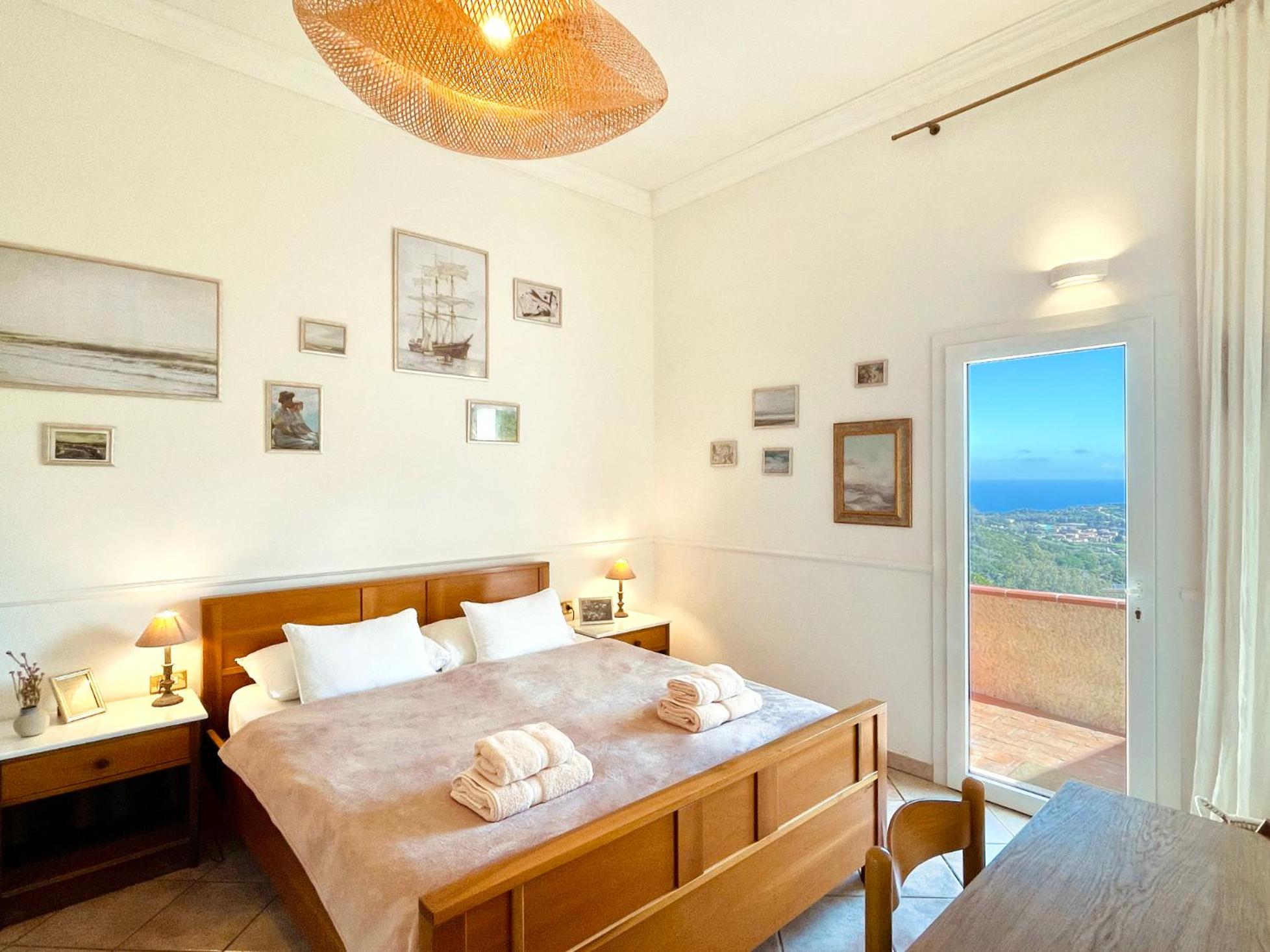 Apartment with Sea View photo 1