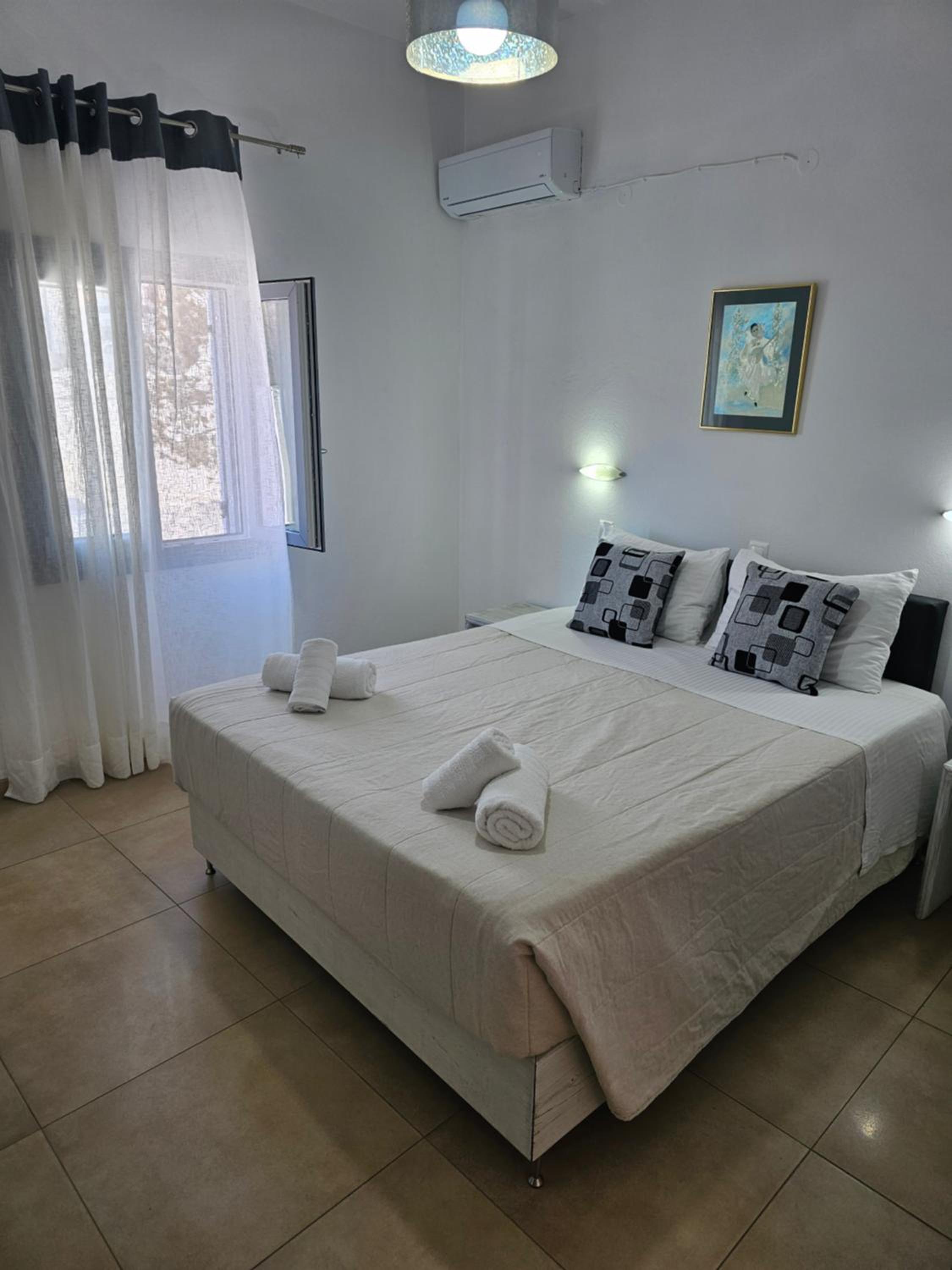 Standard Double Room - Photo 5