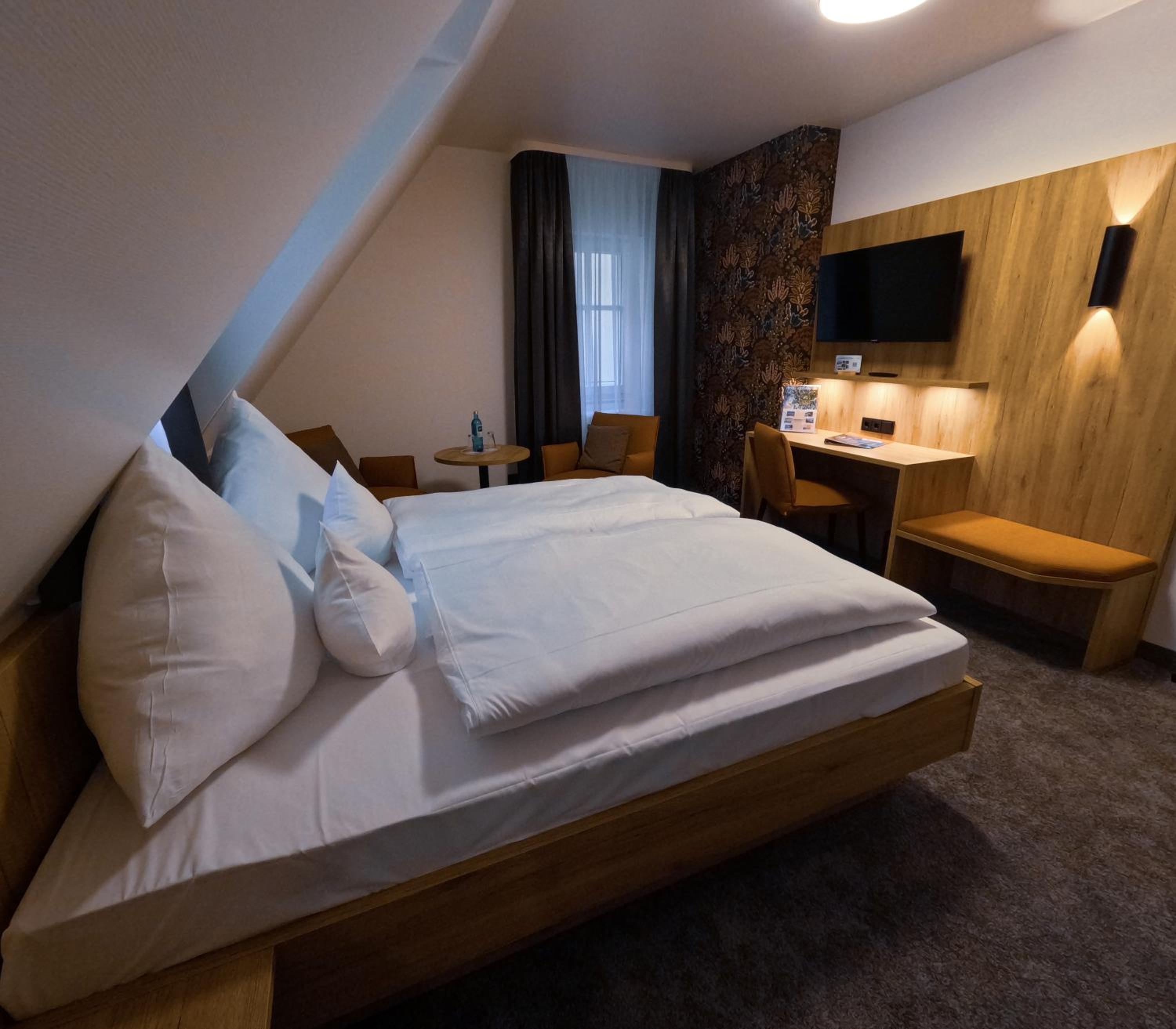 Deluxe Double Room - Photo 3