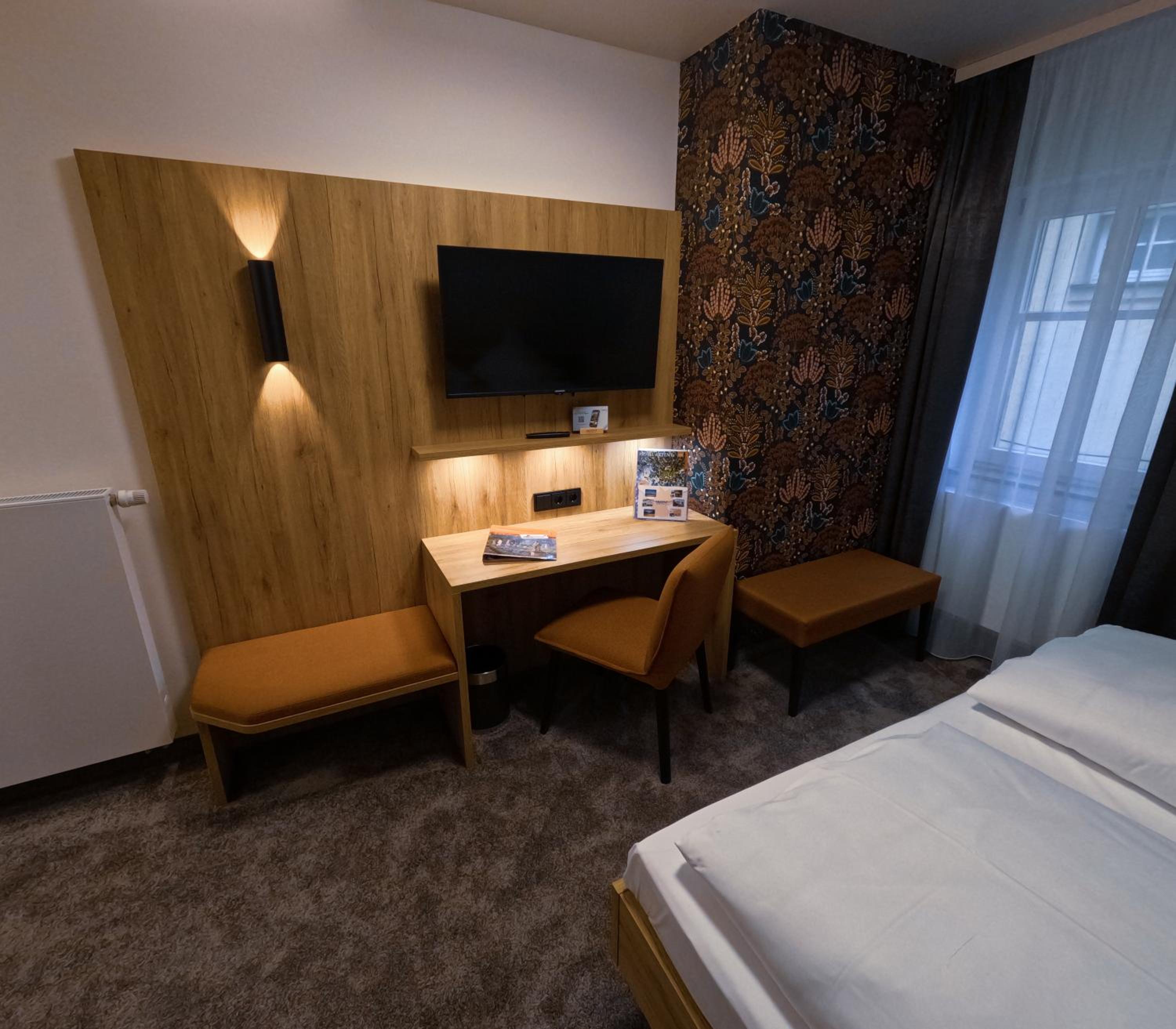 Deluxe Double Room - Photo 4