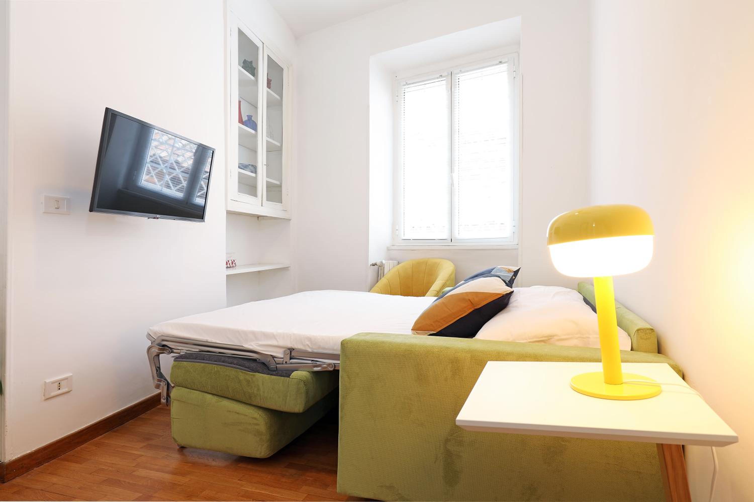 One-Bedroom Apartment
