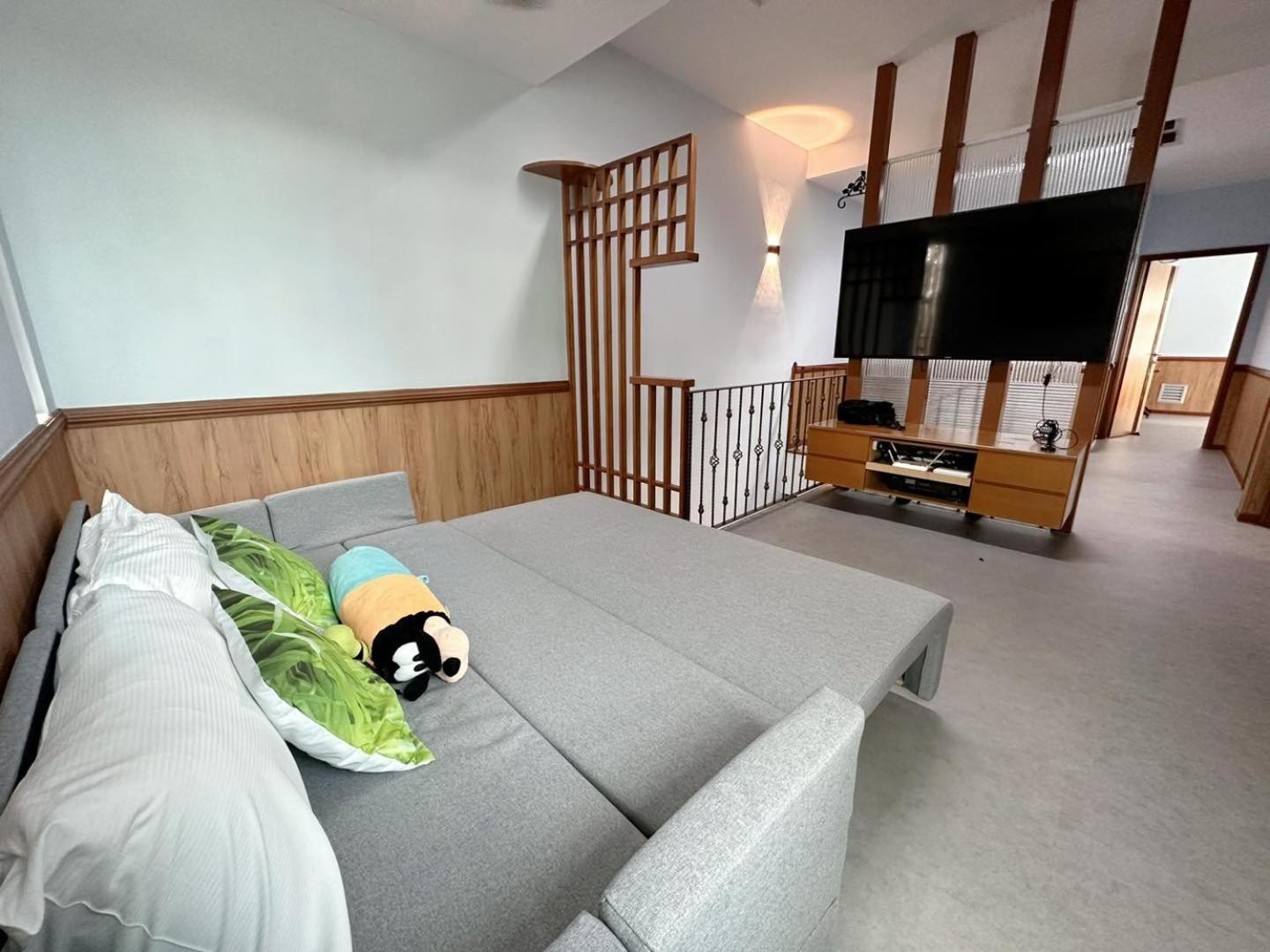 Villa photo 2