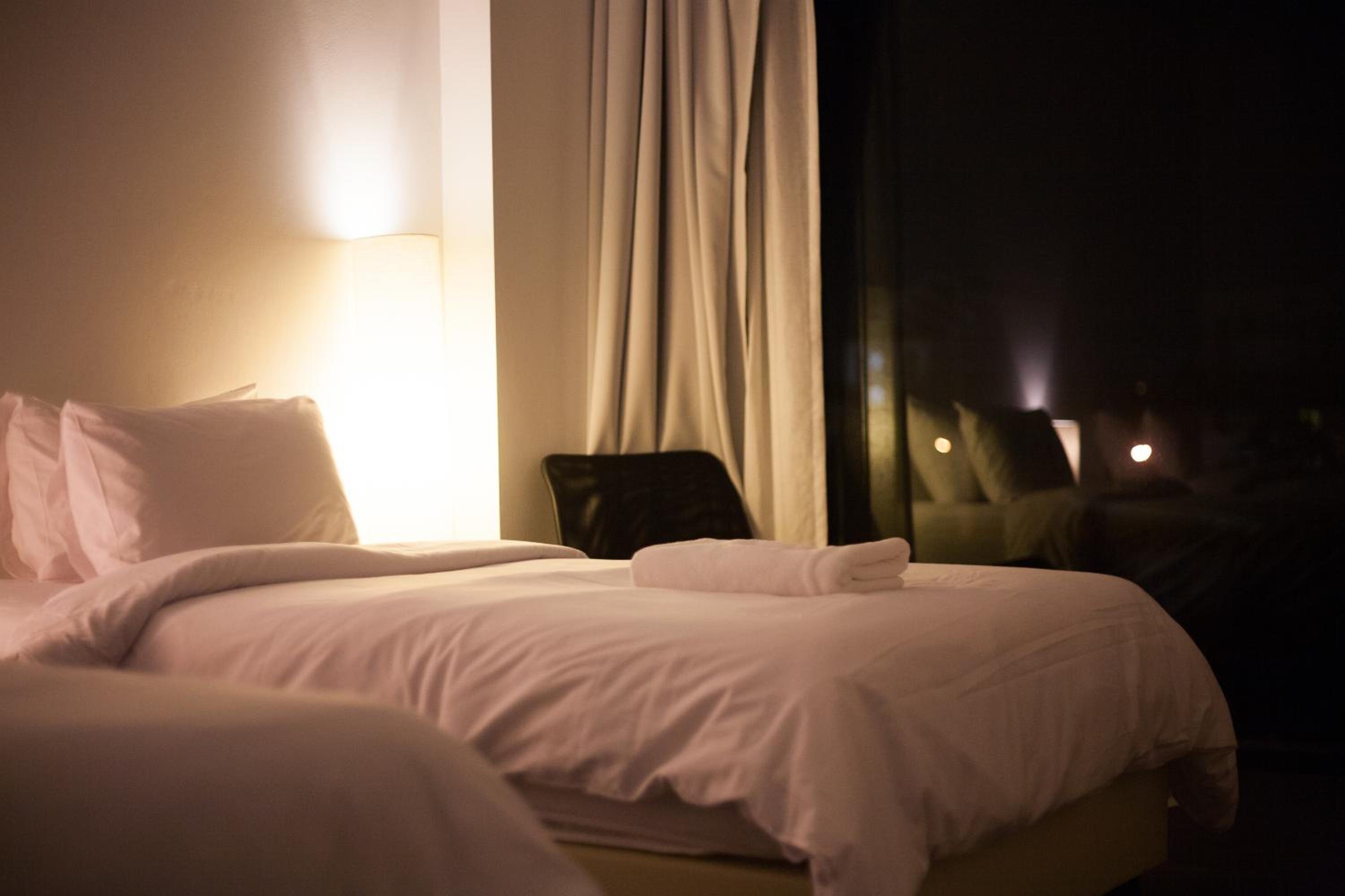 Standard Twin Room - Photo 5