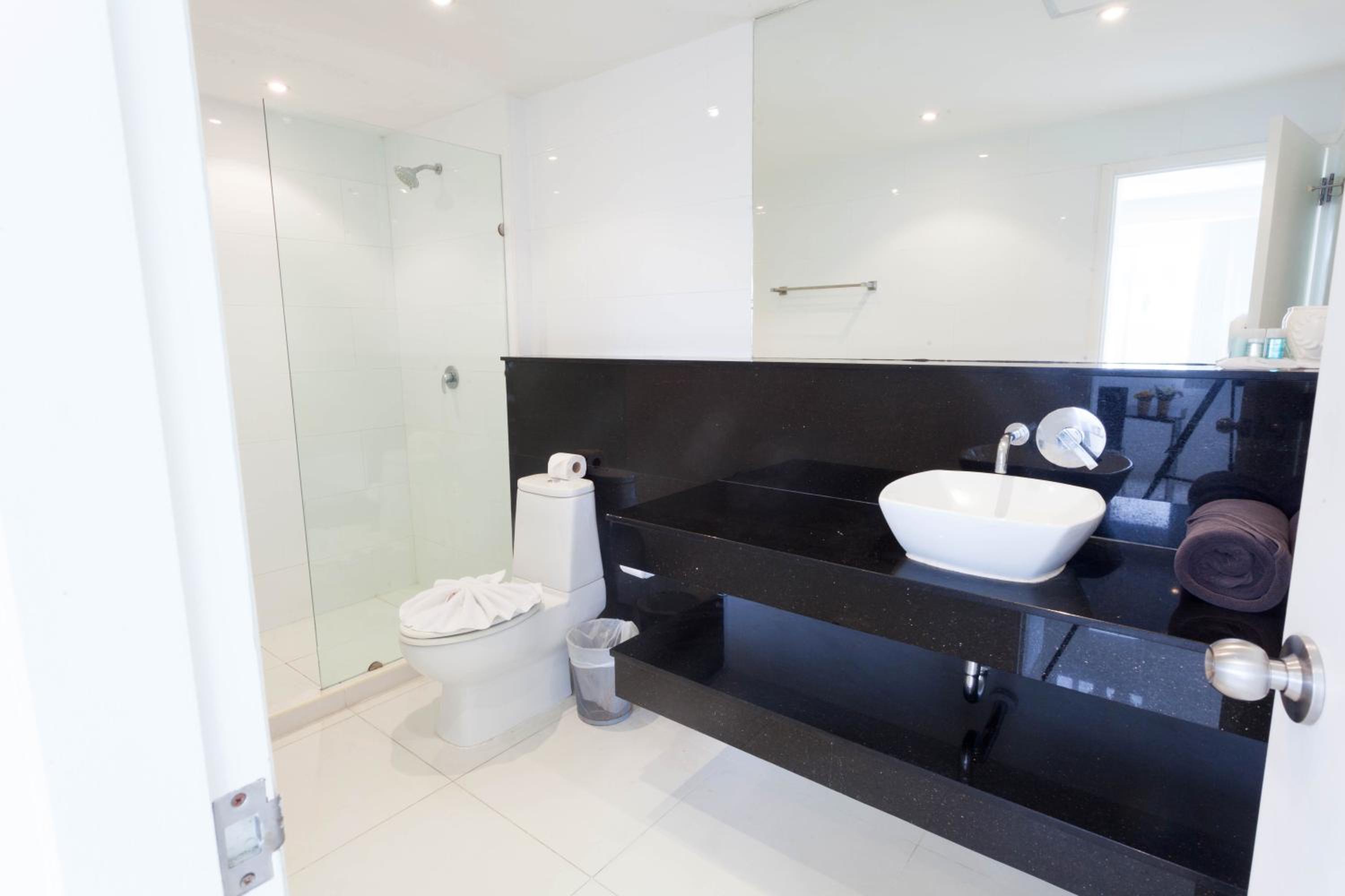 One-Bedroom Apartment - Photo 10