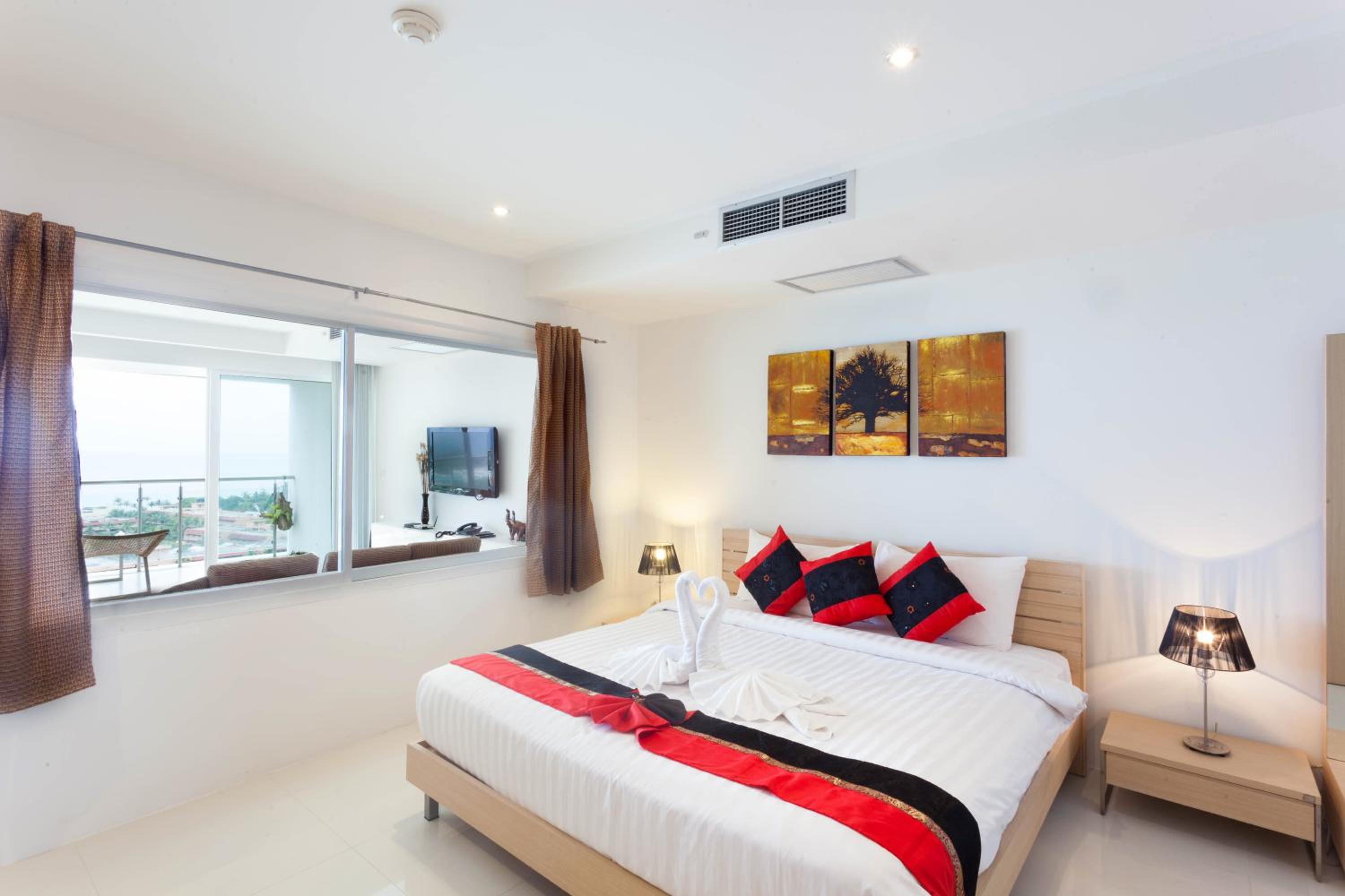 Two-Bedroom Apartment - Photo 11