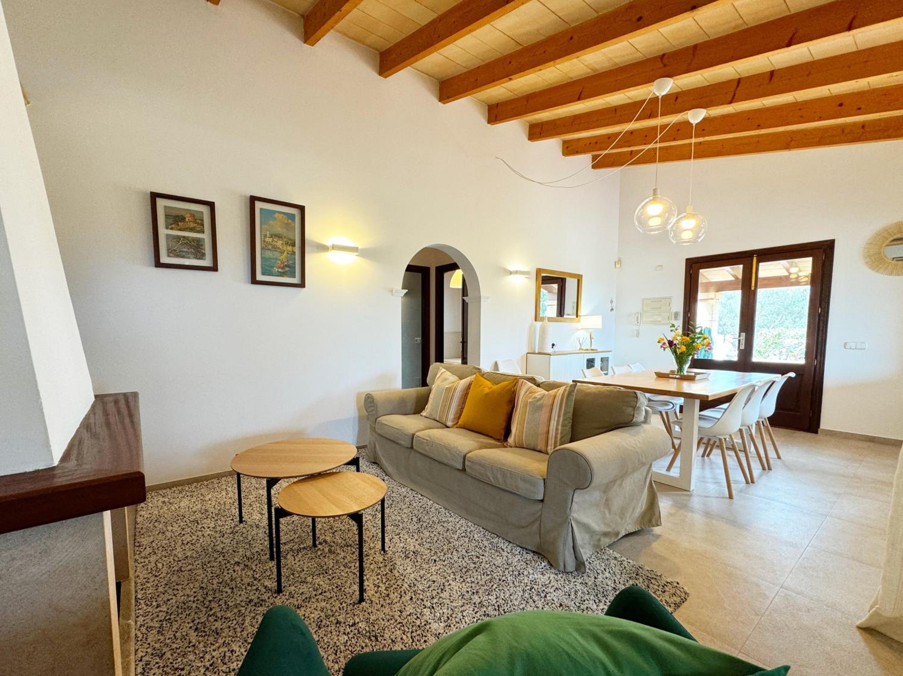 Casa de cuatro habitaciones