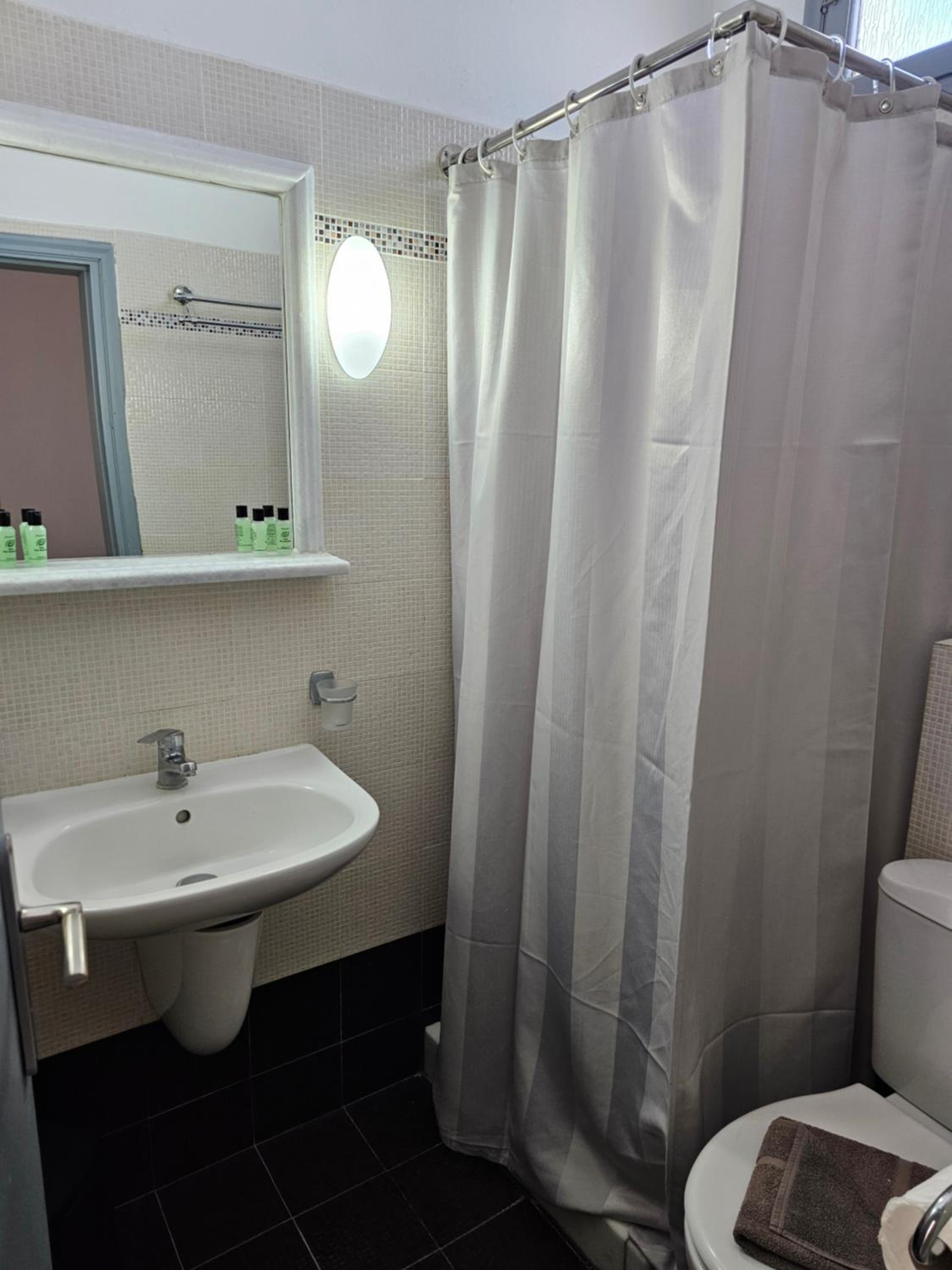 Deluxe Double Room - Photo 2