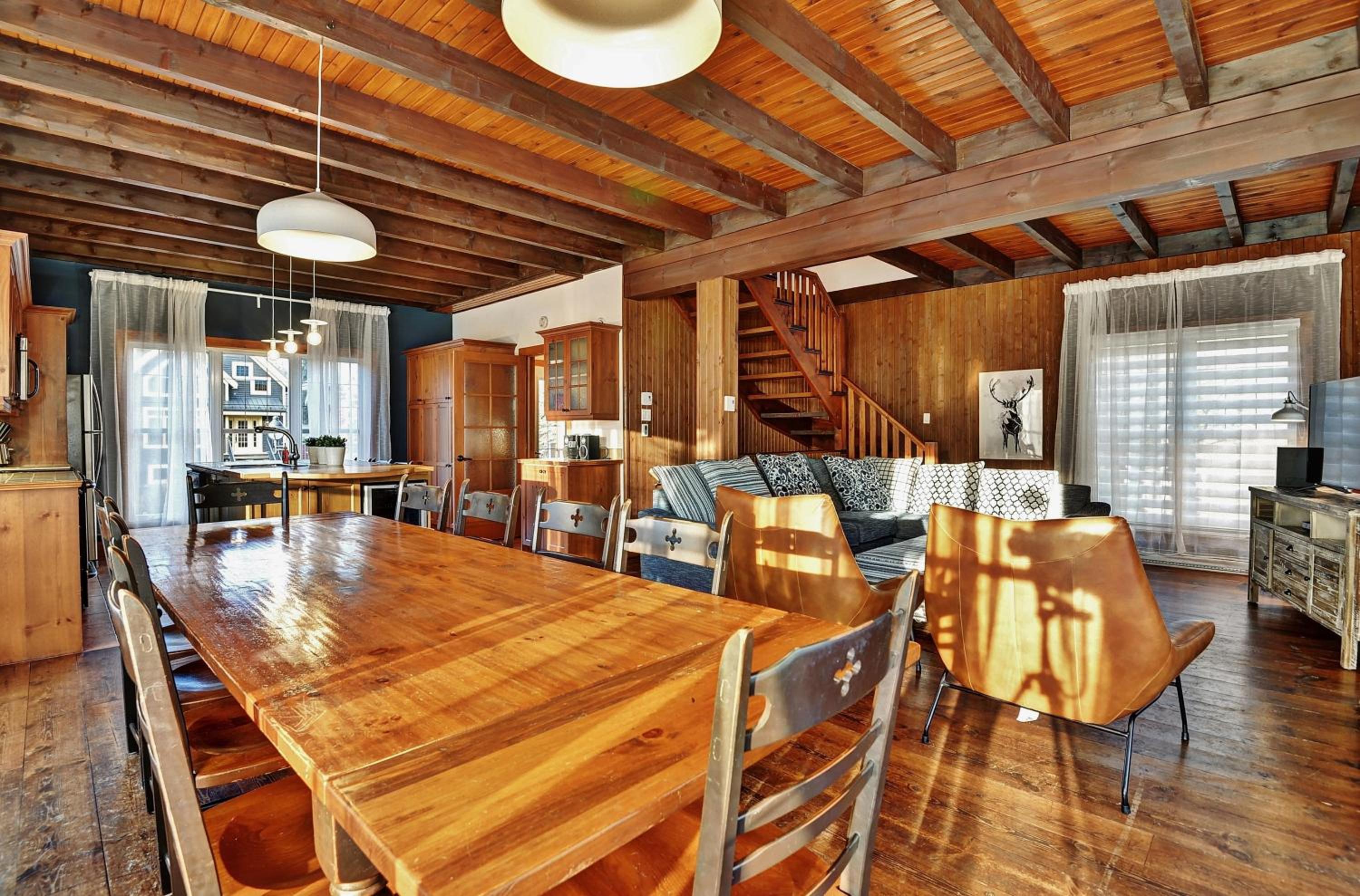 Five-Bedroom Chalet photo 2