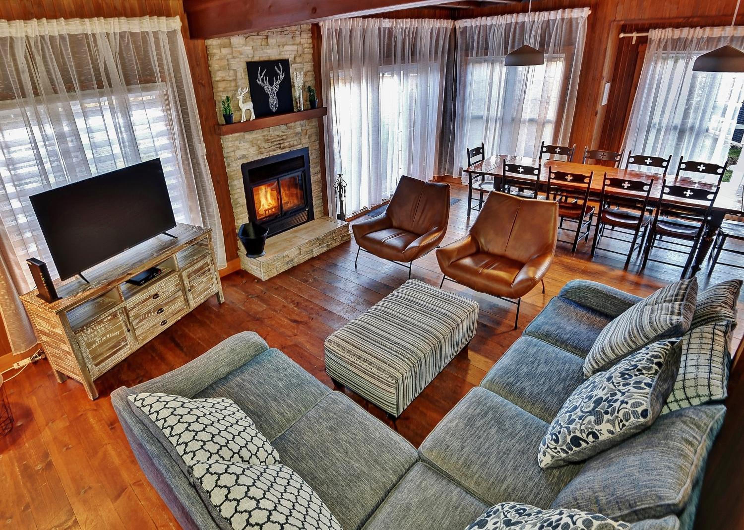 Five-Bedroom Chalet photo 3