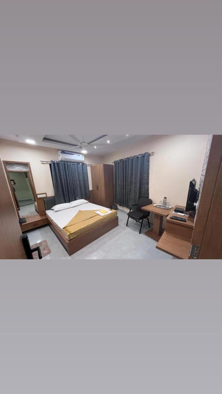 Deluxe Double Room photo 3