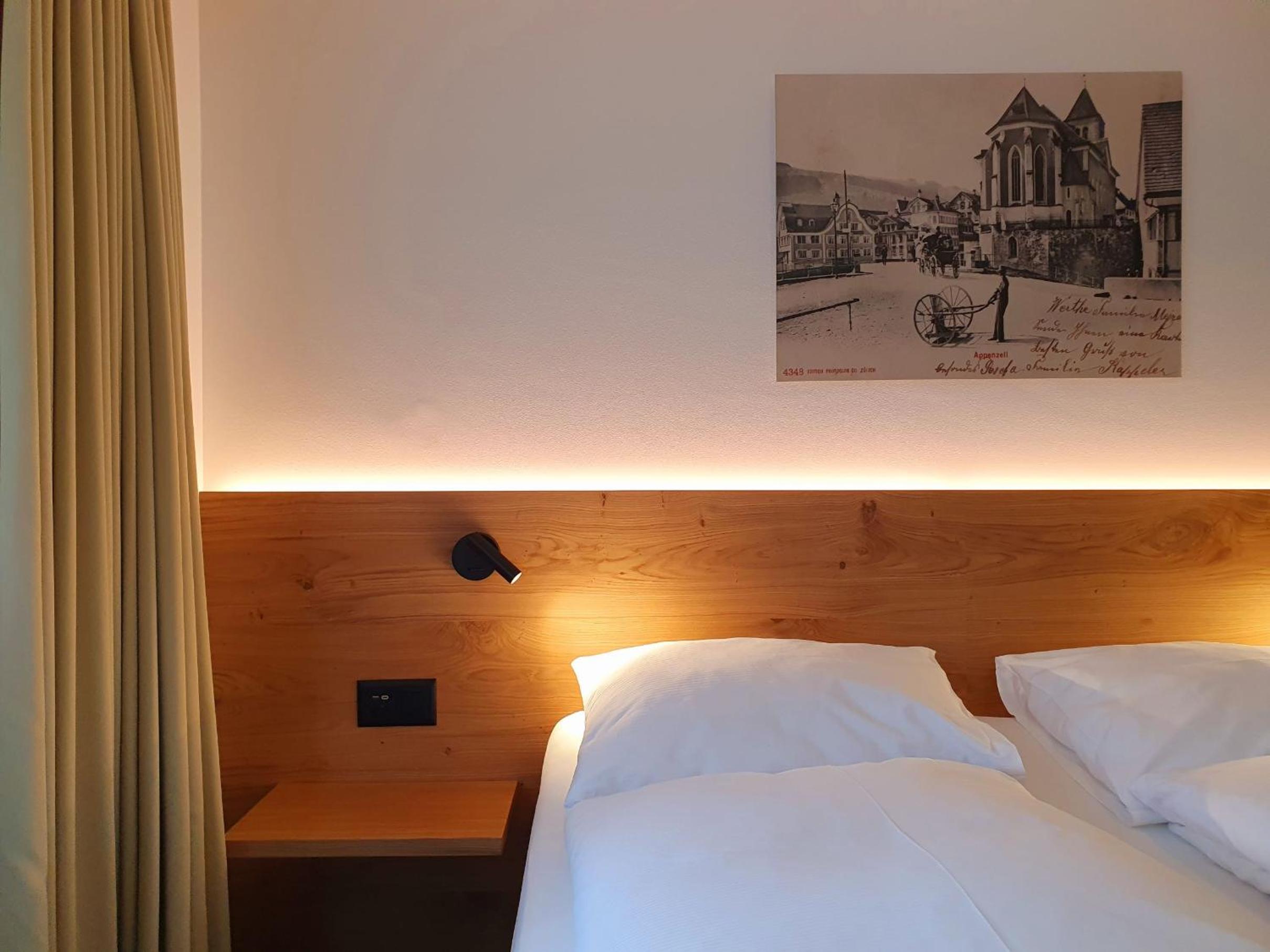 Budget Double Room photo 3