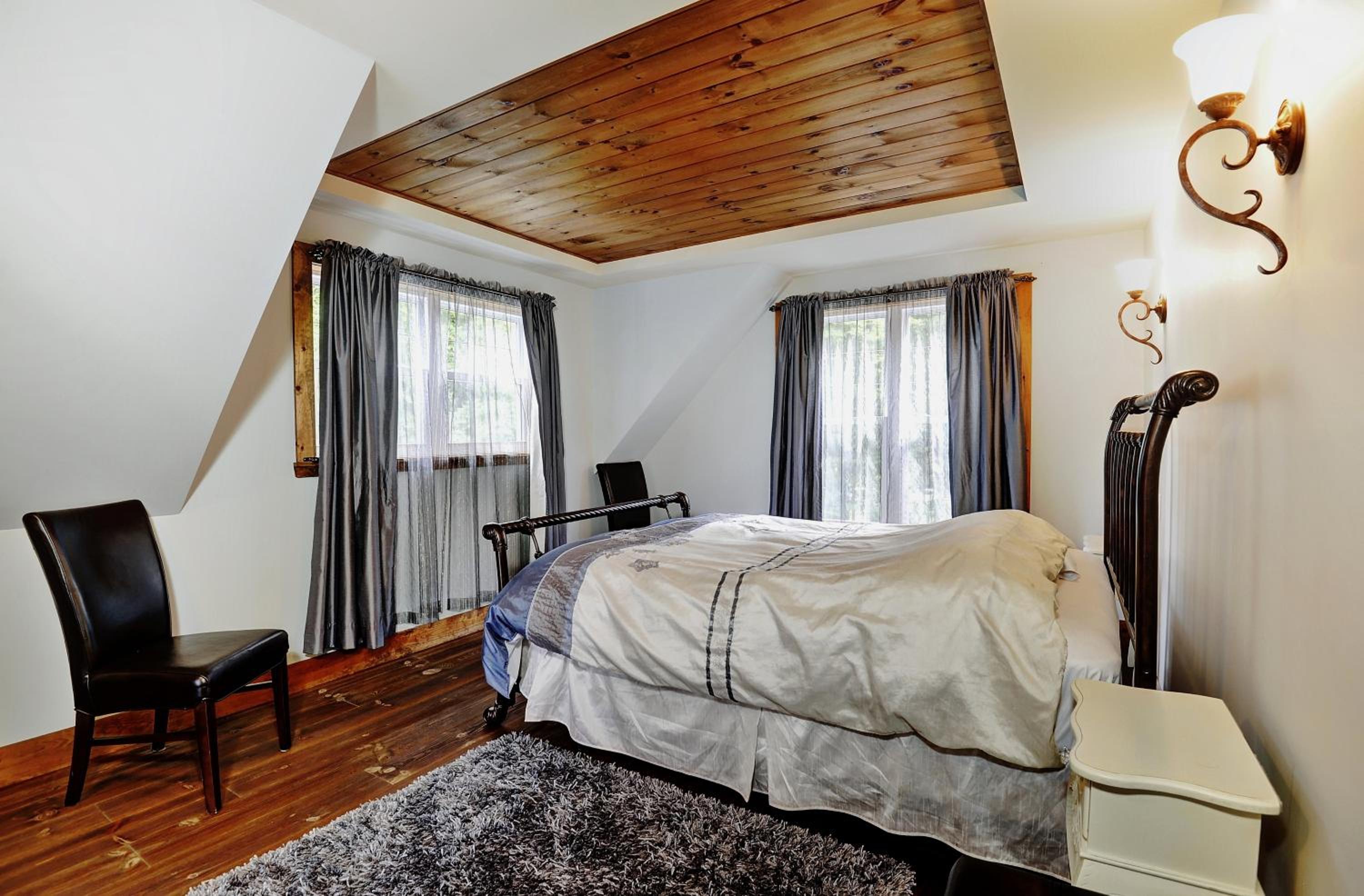 Four-Bedroom Chalet photo 2